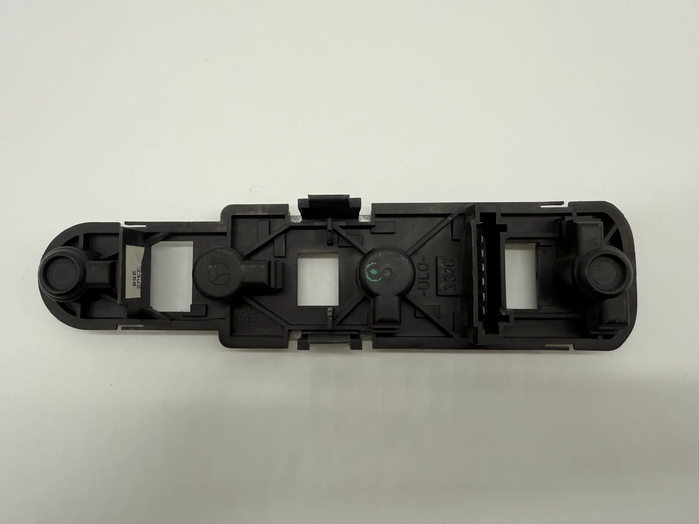 Original Mercedes-Benz A-Klasse W168 Lampenträger Rücklicht R/L Hinten ULO 3320