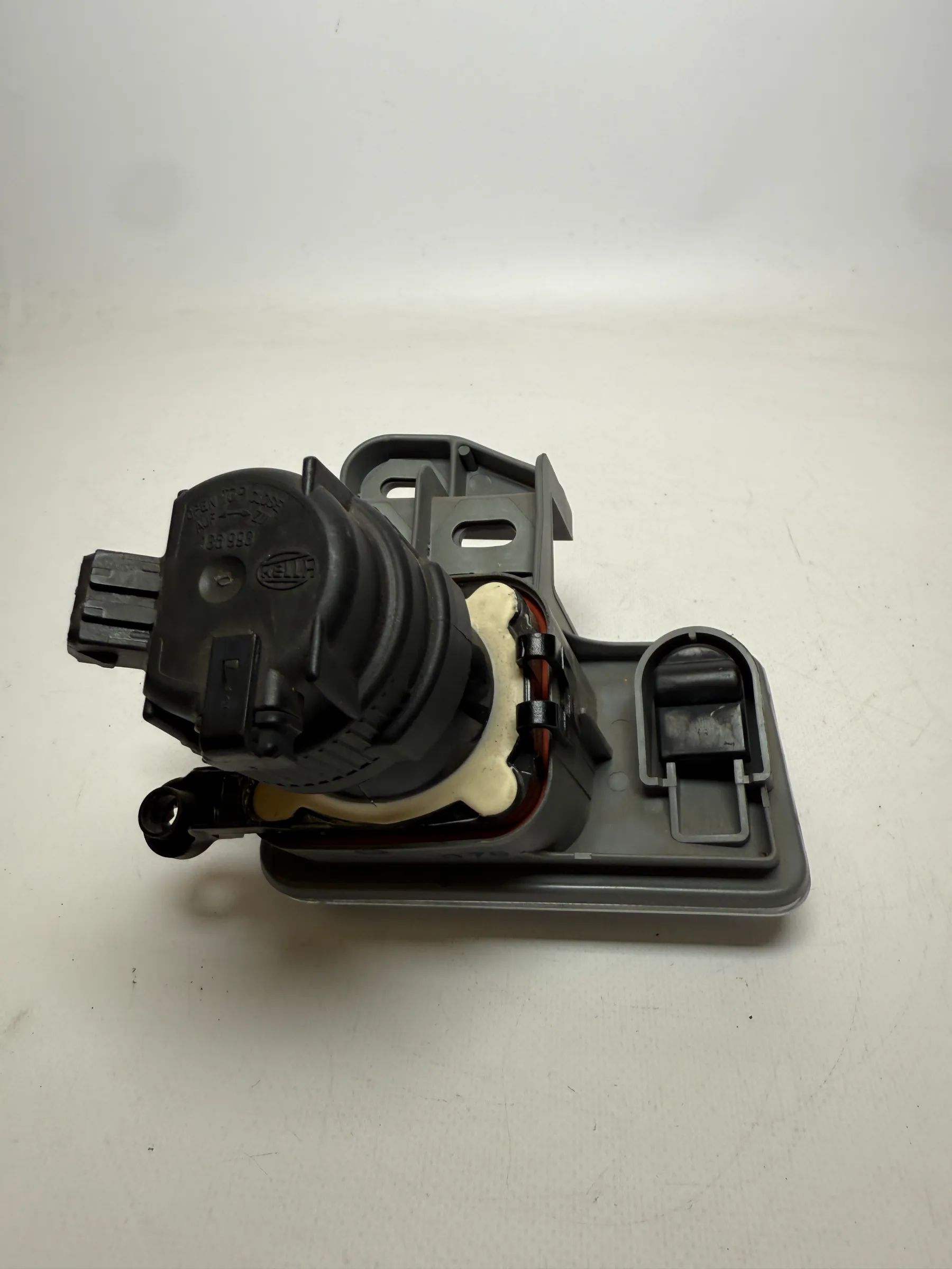 Original VW Polo (MK2) Nebelscheinwerfer Links Vorne 867941702