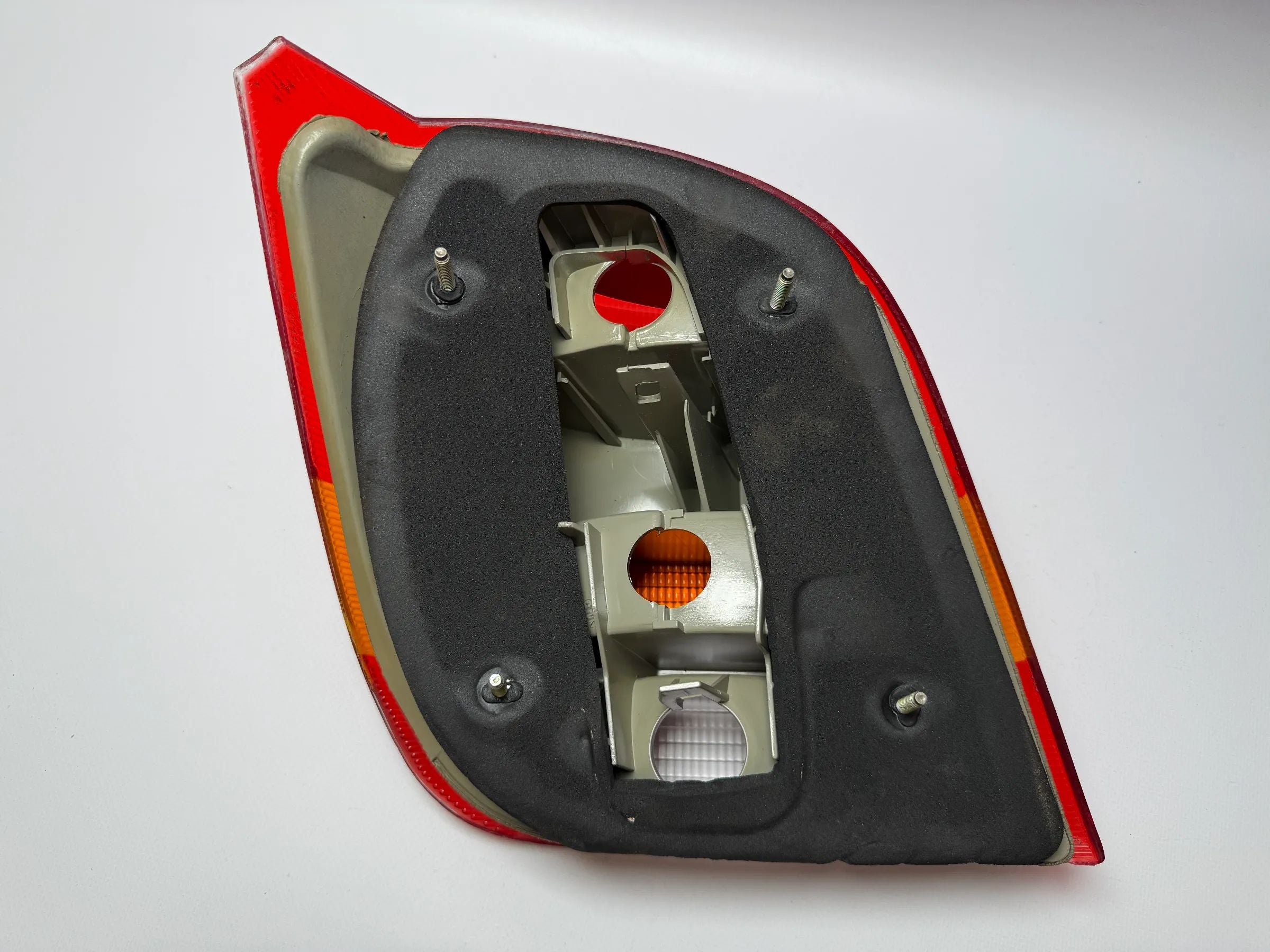 Original Ford Fiesta 3 Mk III GFJ Rücklicht  Rückleuchte Rechts A-28-10.881