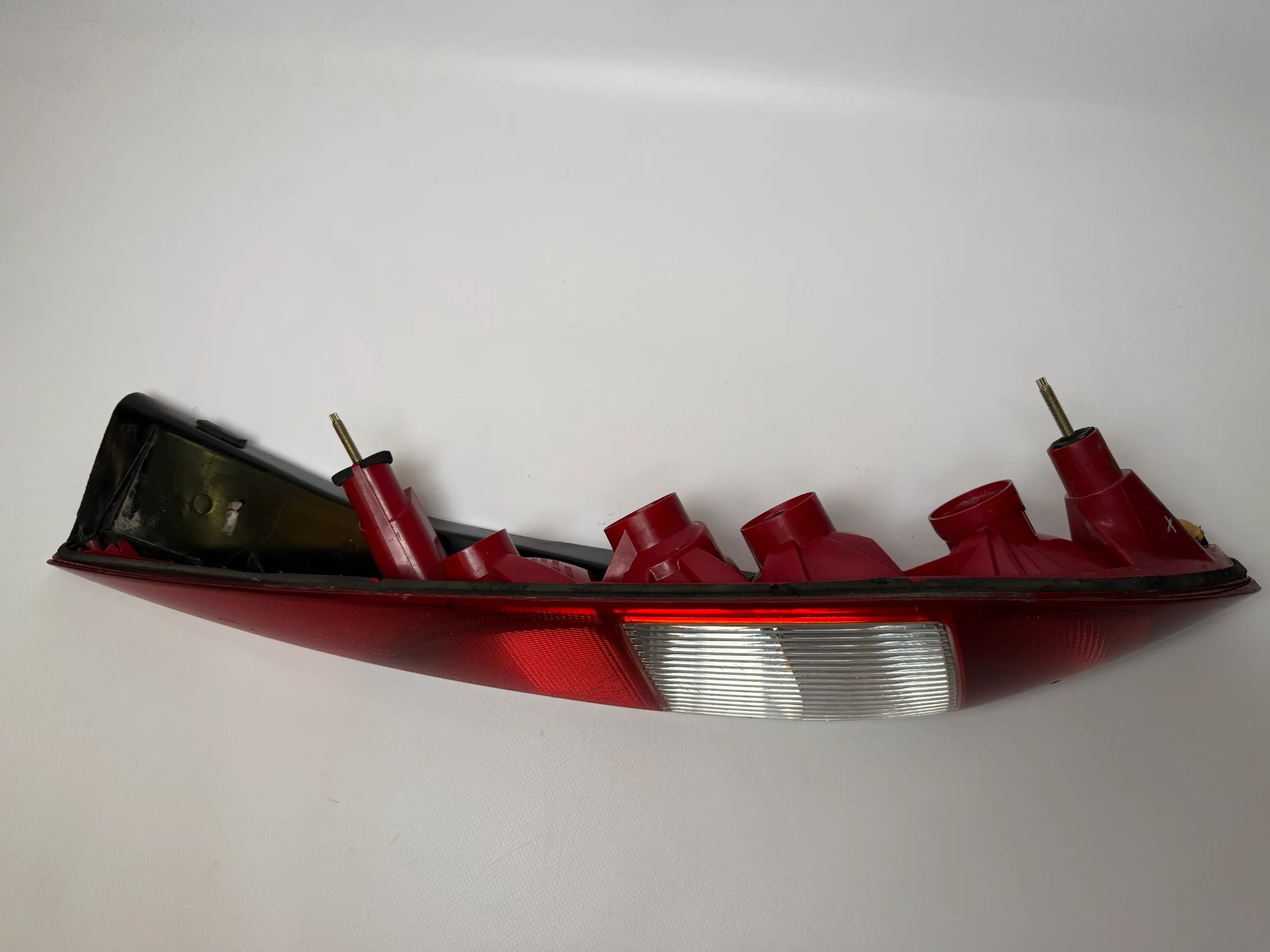 Oryginalne światło tylne prawe Ford Mondeo III (B5Y/BWY) 1S71-13404-C RH