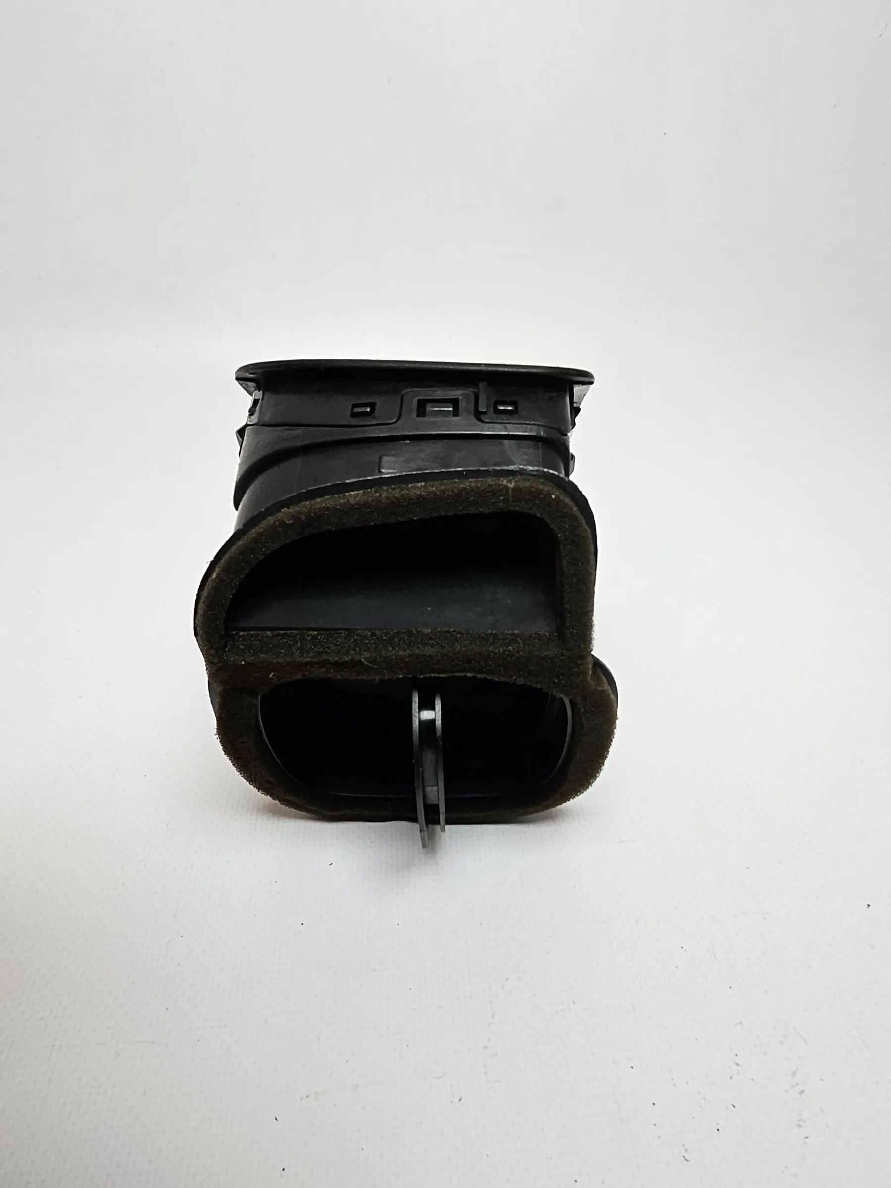 Oryginalna dysza powietrzna prawy nawiew VW Polo 6N 6N2 Lupo 6X 6X1819704A