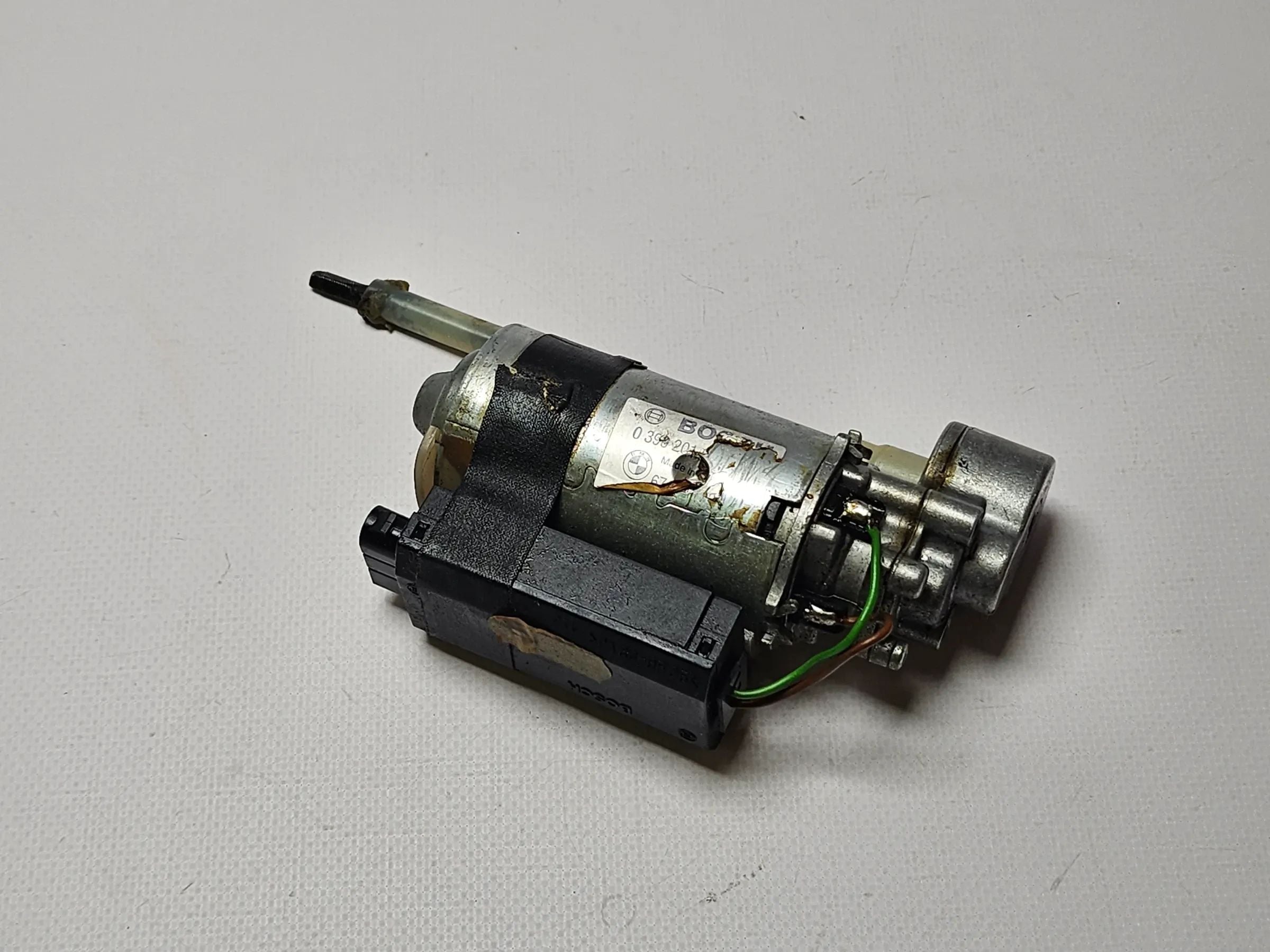असली BMW E53 X5 सीरीज स्टीयरिंग कॉलम मैकेनिज्म एडजस्टमेंट Bosch 0390201667