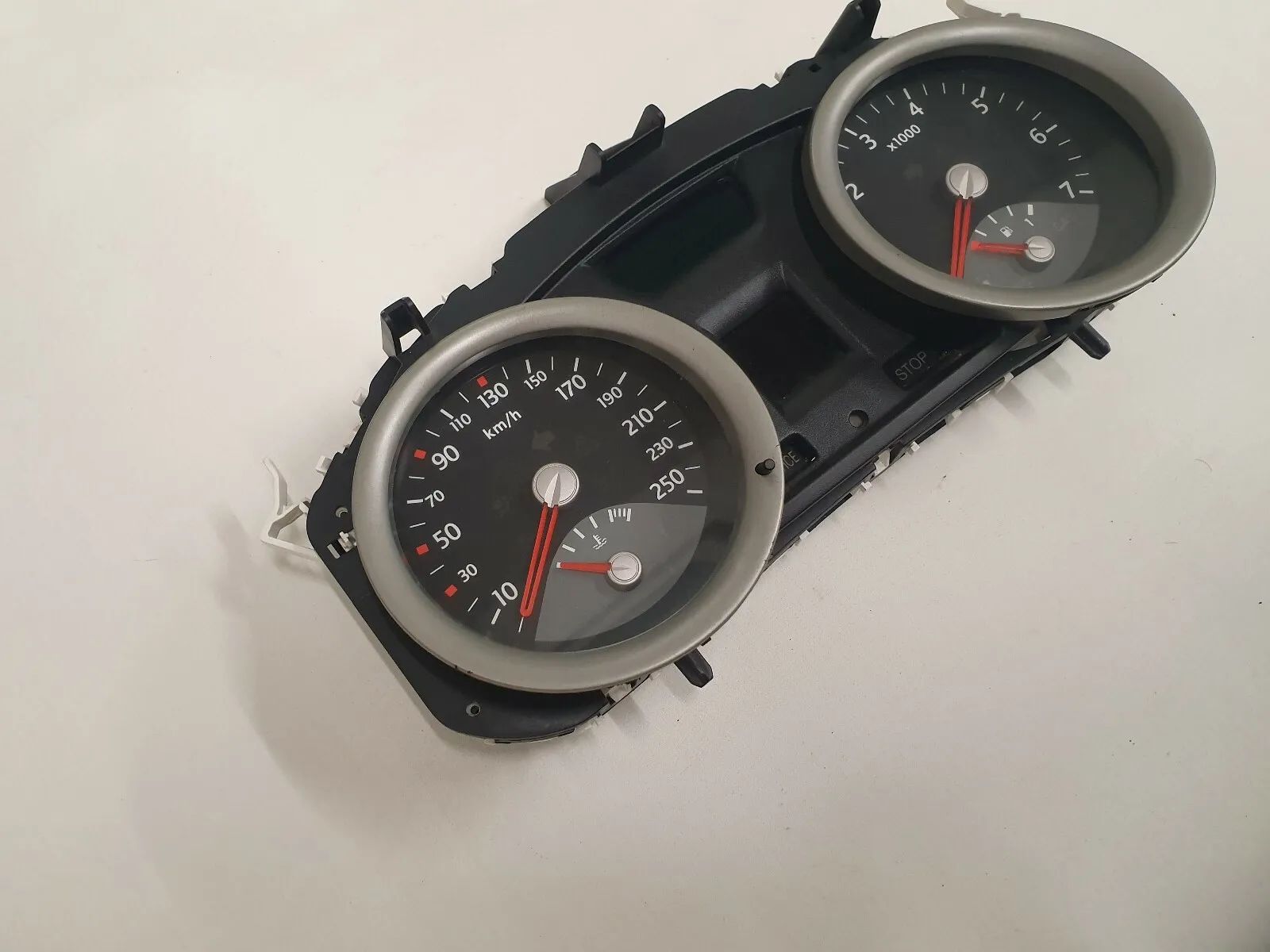 Tacho Kombiinstrument Cockpit Renault Megane2 1,9 DCI  8200364015 Bj.2004  K19