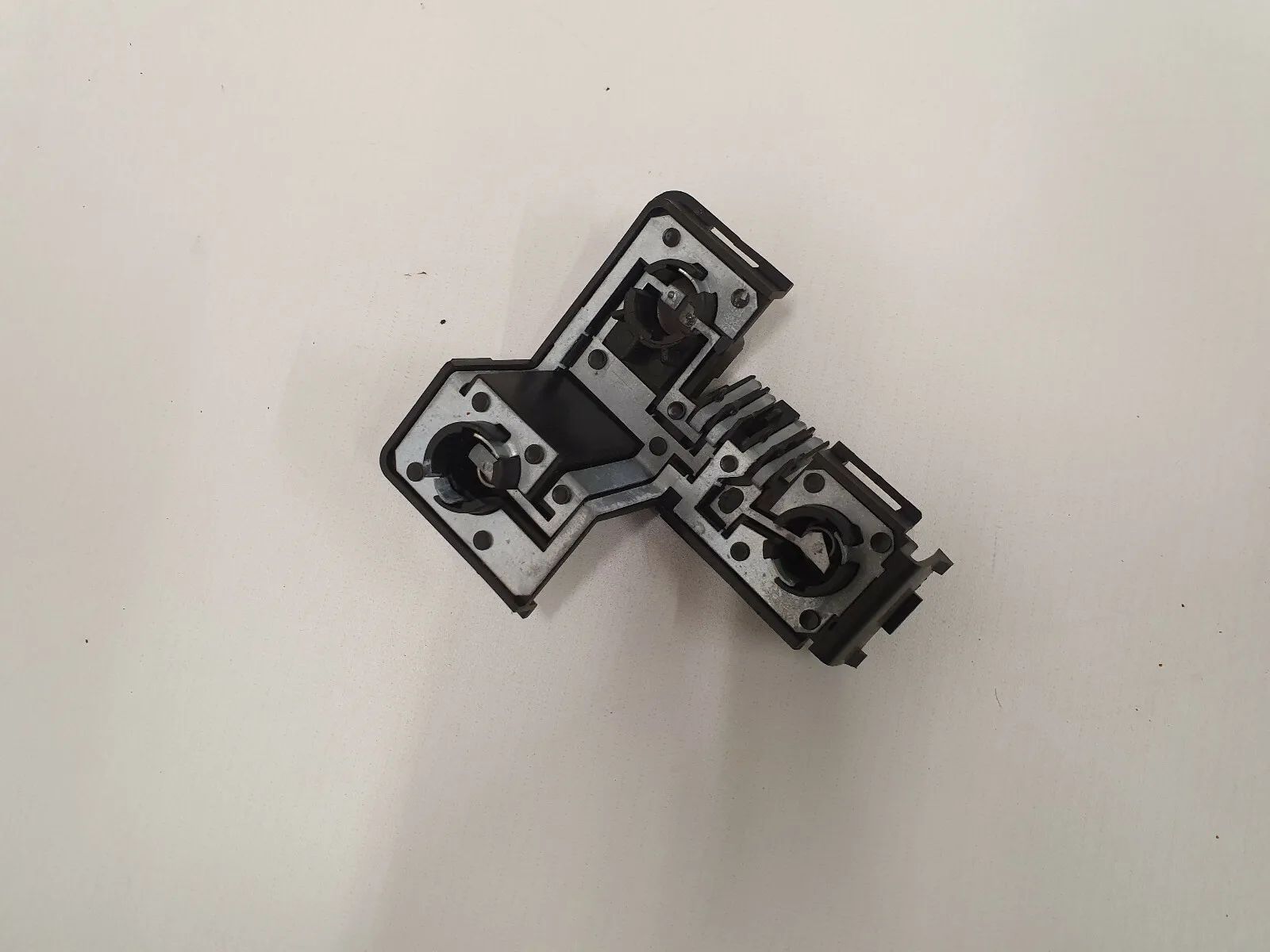 Original Opel Omega B lamp holder GM5032 lamp socket right K16 