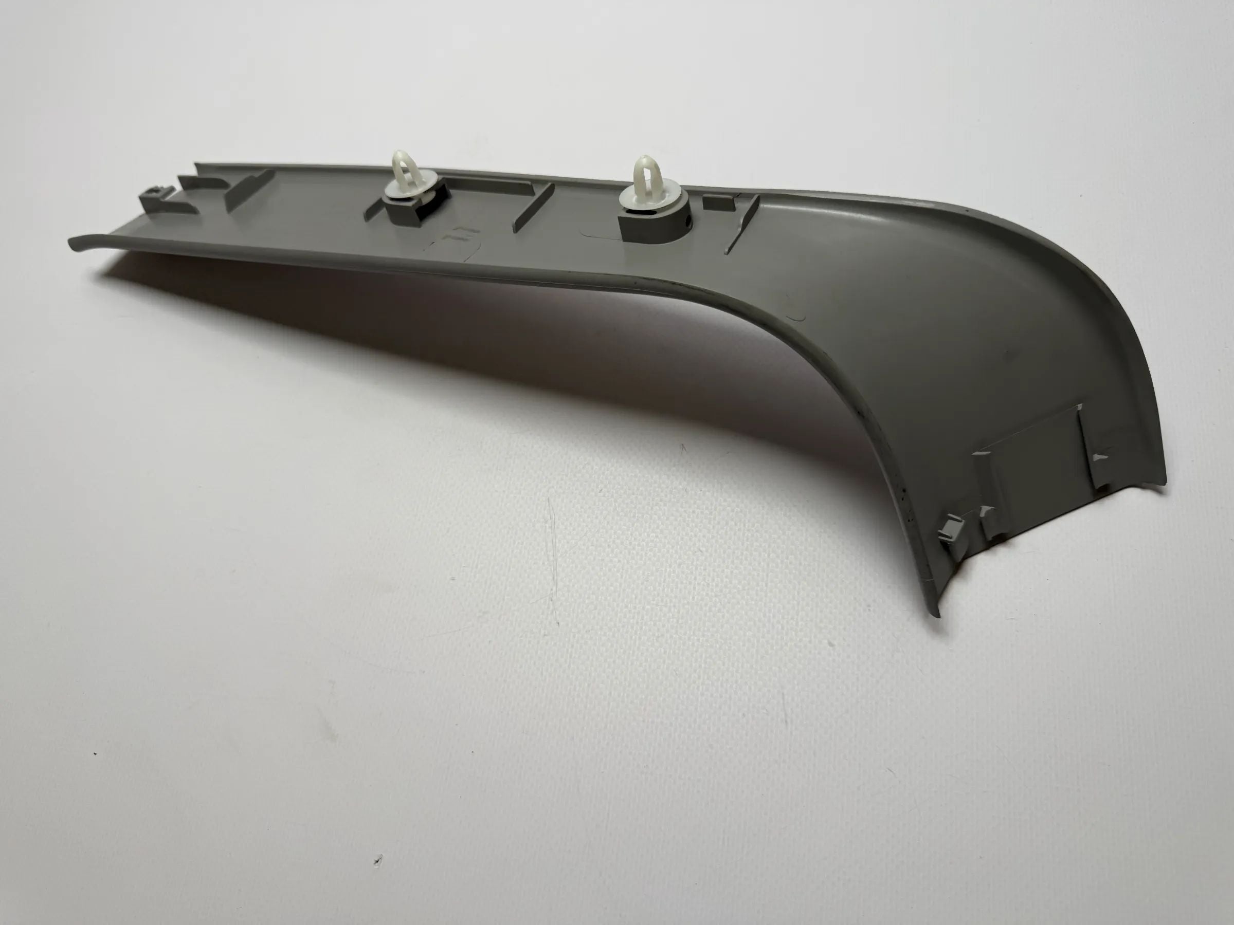 Оригинальная накладка крышки багажника левая для BMW 3 серии E91 LCI 7119053