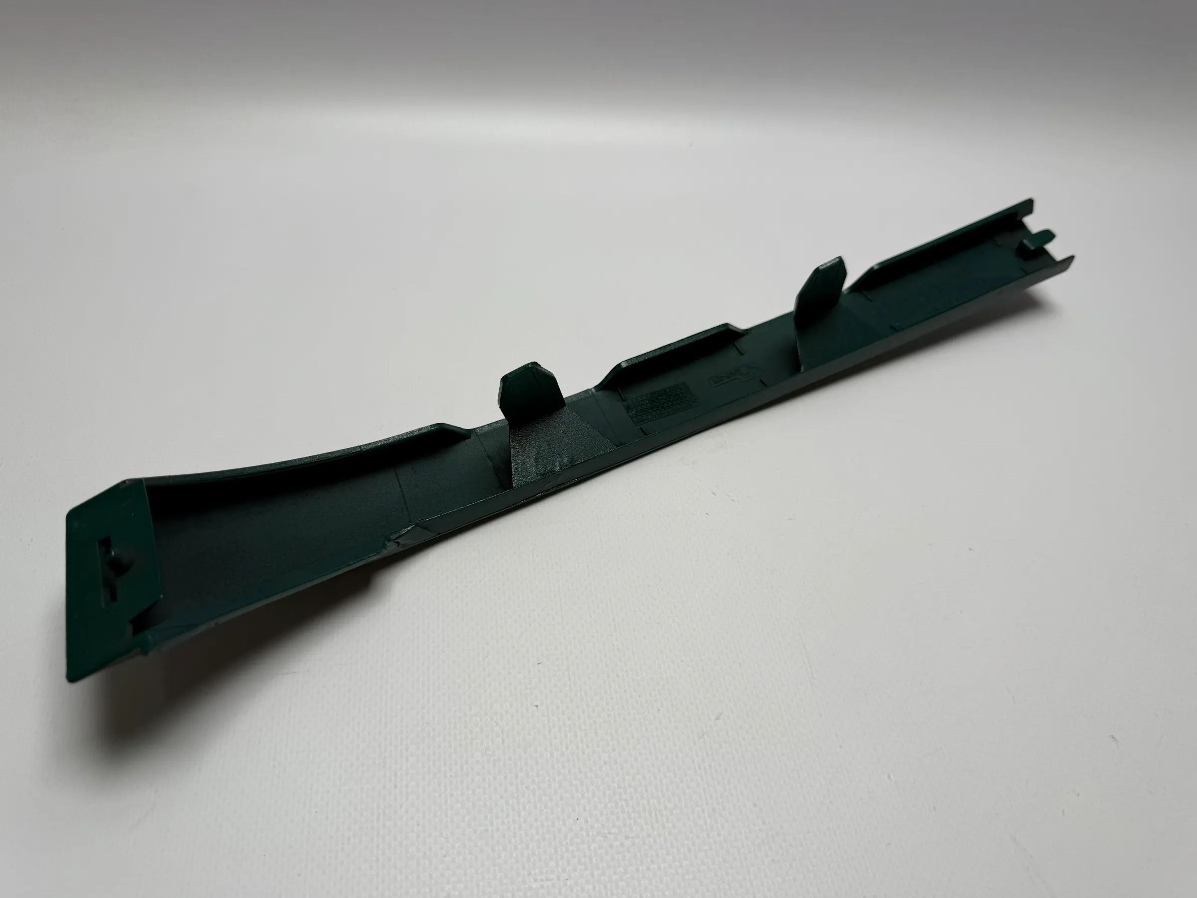 Originele CITROEN Berlingo PEUGEOT Partner Koplamplijst Groen 9618254577