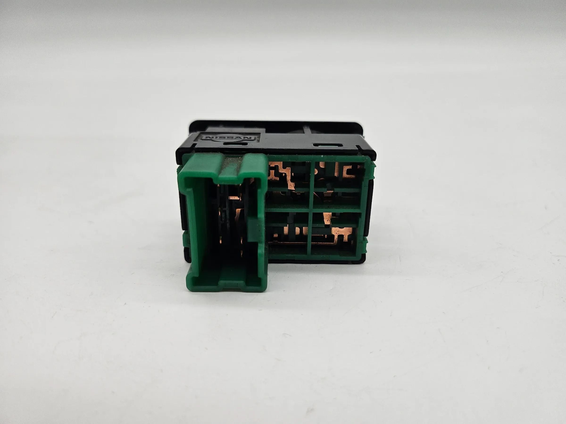 Originele NISSAN Primera P12 Stationwagen Handgeschakelde Spiegelverstelling