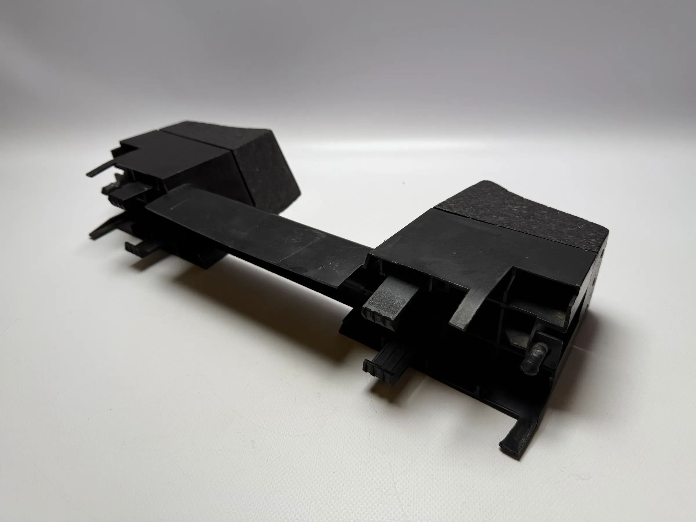 Support de pare-chocs original Alfa-Romeo 60694014-SX / DX