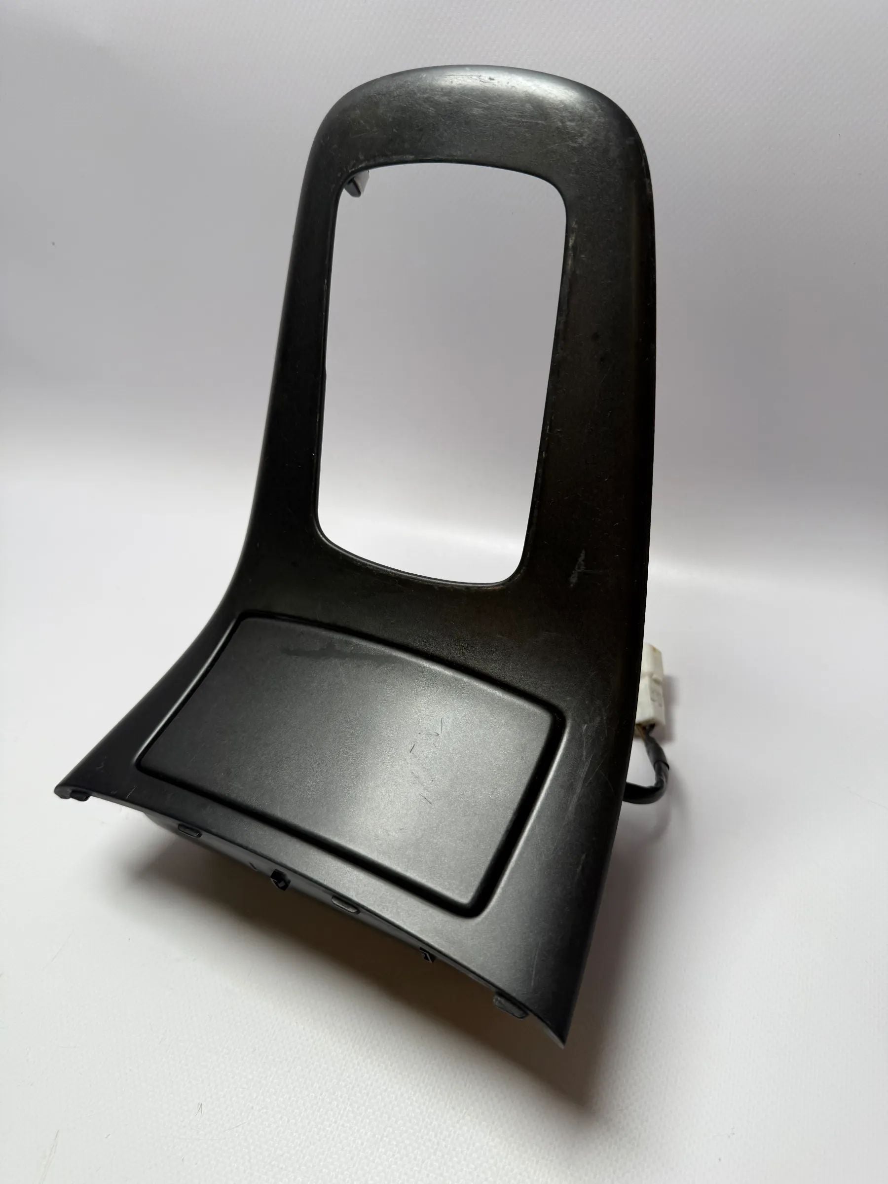 Toyota Avensis  2006 Mittelkonsole Aschenbecher Bourbon 8528