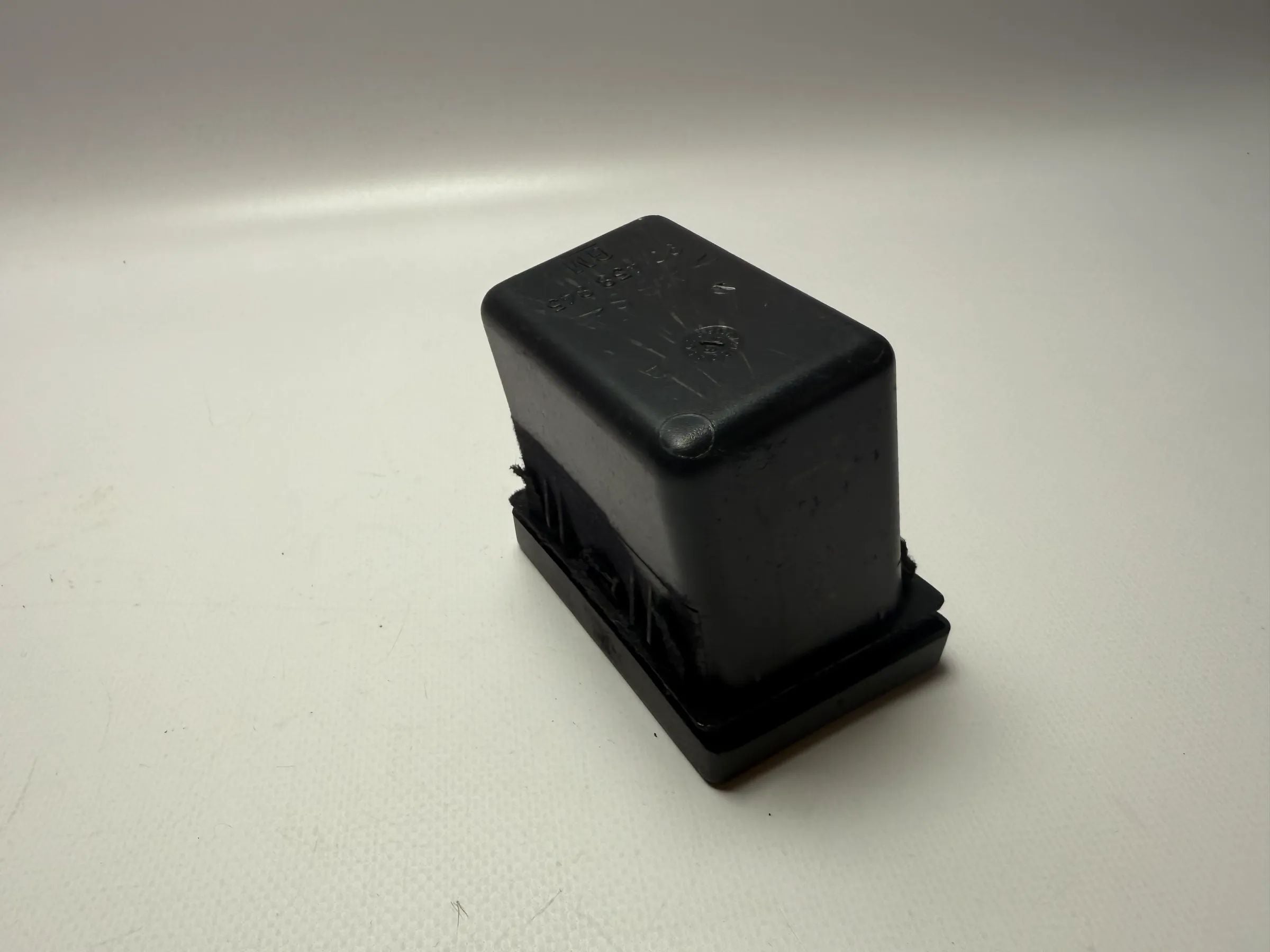 Originele OPEL OMEGA B CARAVAN opbergvak opbergdoos 90458845