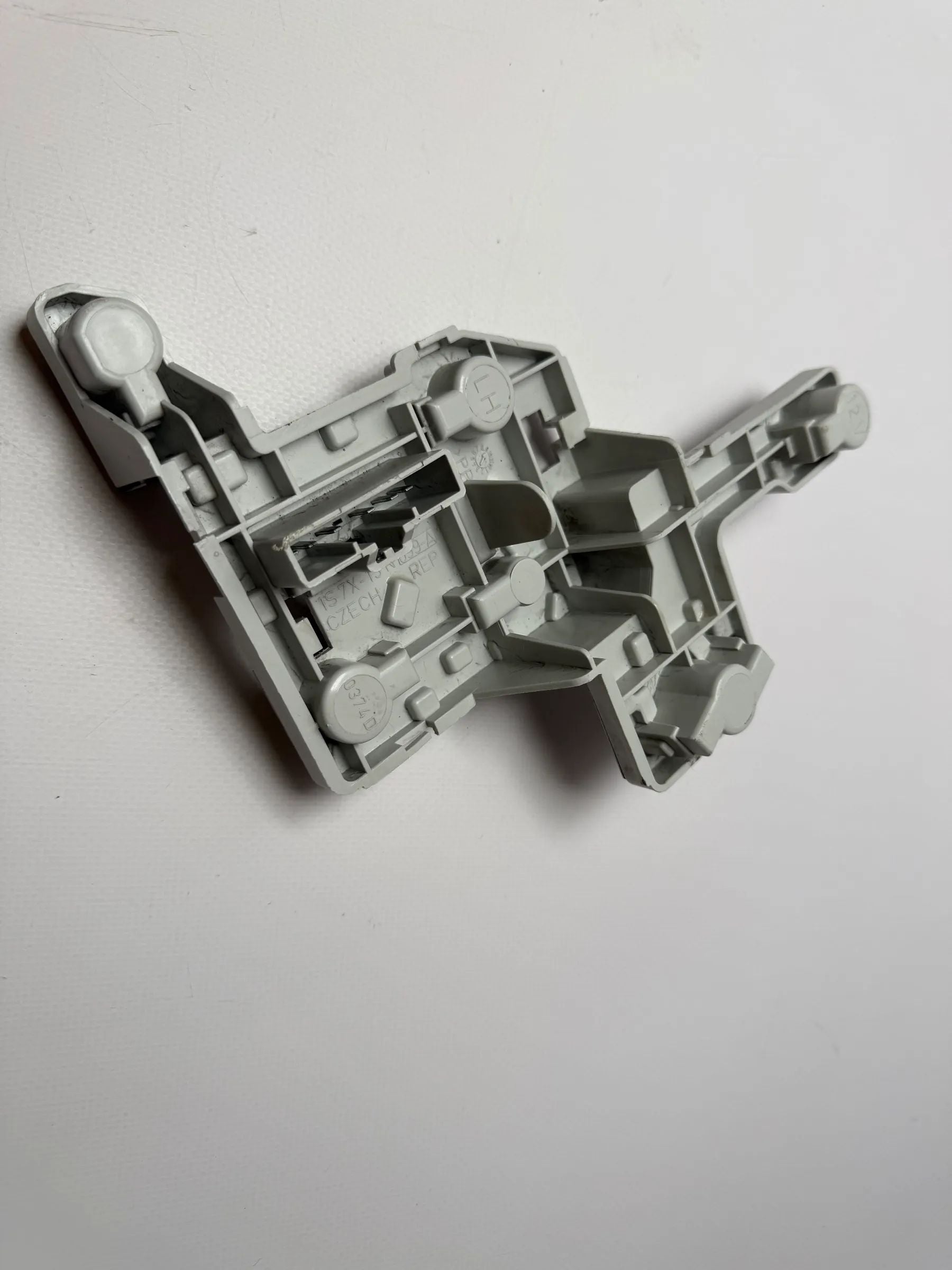 Original Ford Mondeo 1.8 Turnier B5Y/B4Y/BWY Suporte da Lâmpada Esquerdo 1S7X-13N099-A