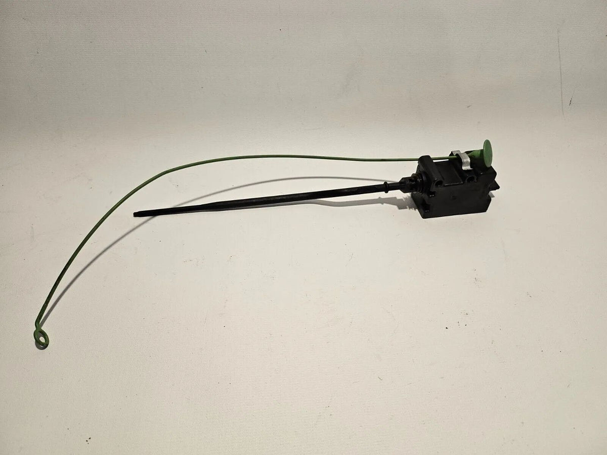 純正 BMW 3シリーズ E90 E91 タンクキャップ ステップルモーター 6987632