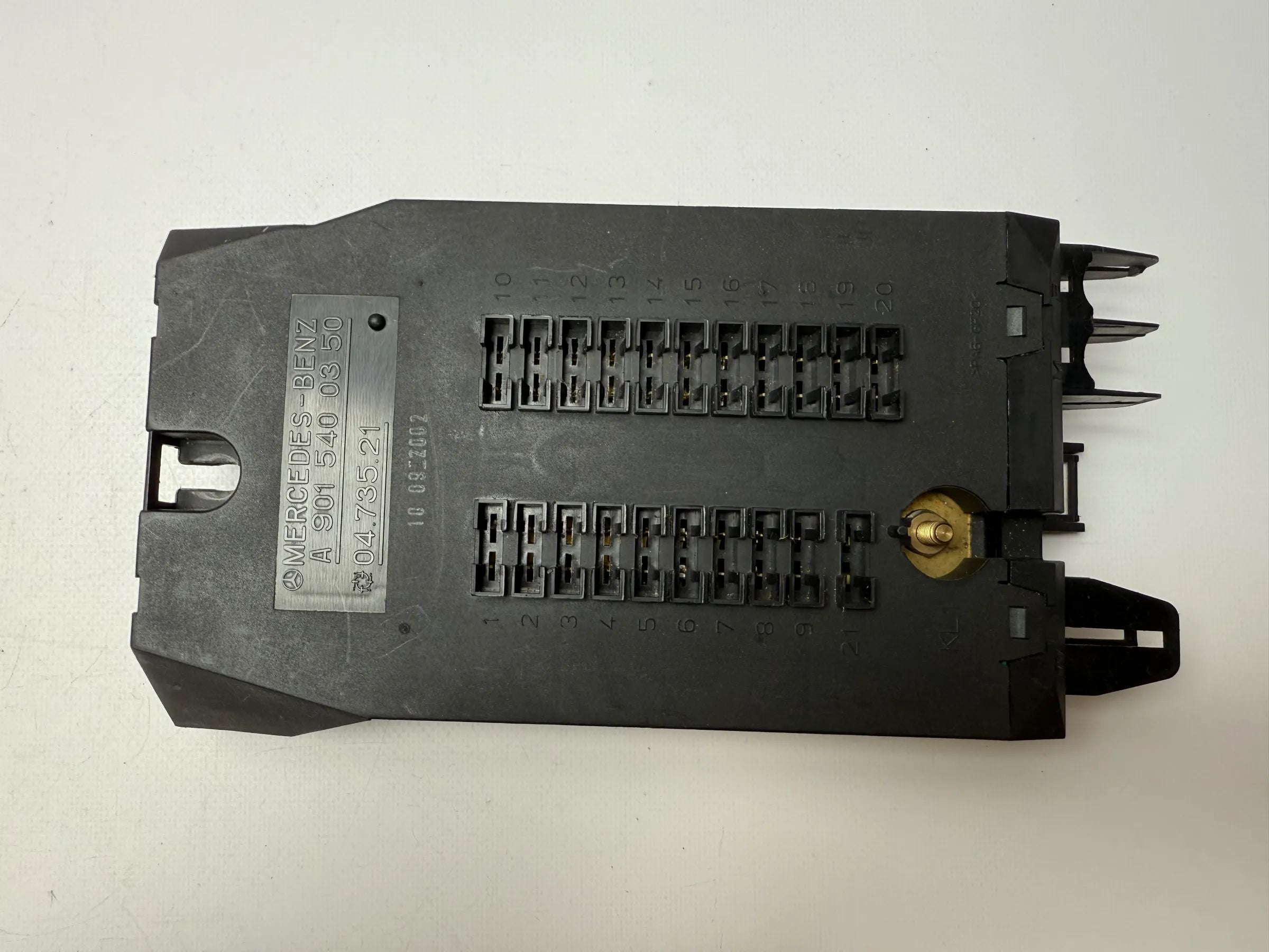 Caja de fusibles original MERCEDES-BENZ SPRINTER (905) N A9015400350