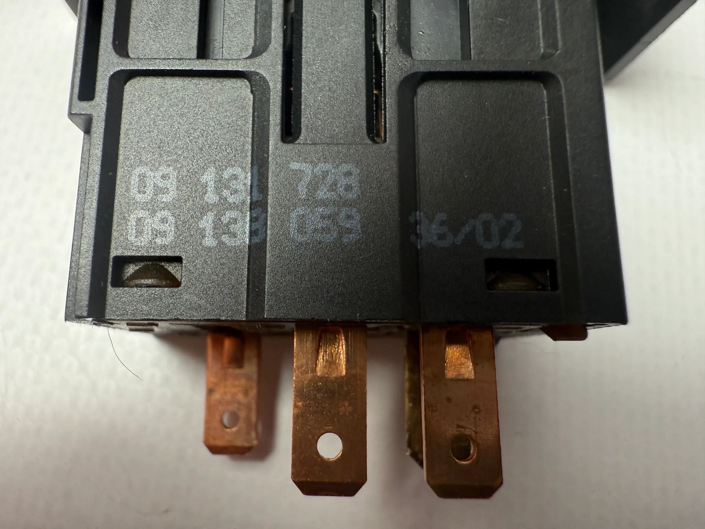 Originele Opel Astra G Waarschuwingsknop in Midden Luchtrooster 09131728