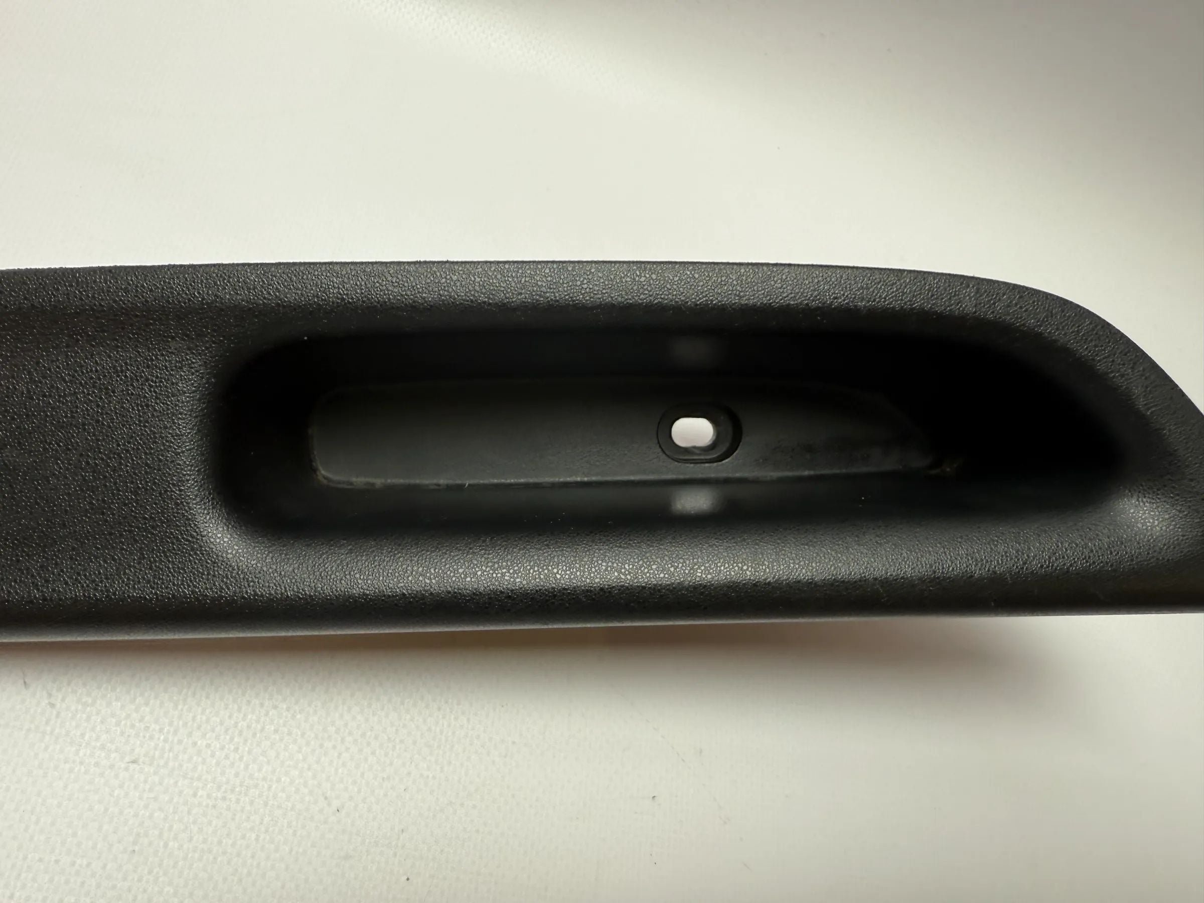 Original Mazda 6 (GY, GG) Moldura Interruptor Elevalunas Derecho GJ6A-684L1