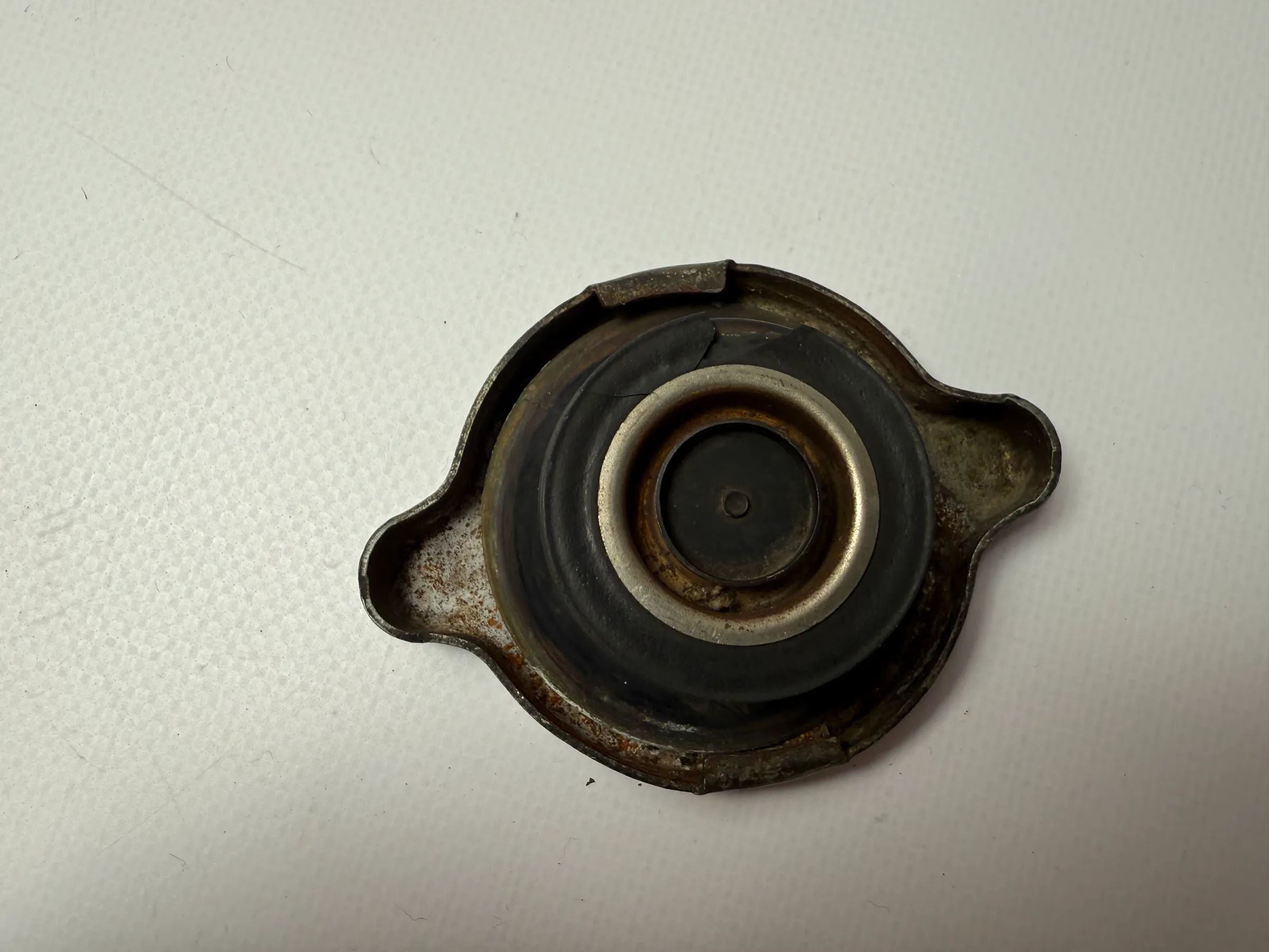 Original Opel AC Delco Tapón de Radiador para Rekord, Commodore, Admiral, Kapitän, etc. 549 7