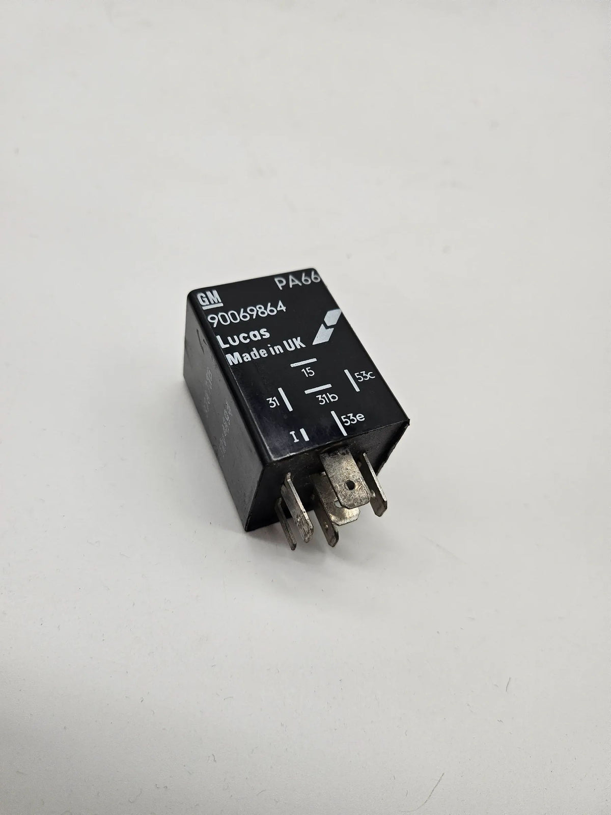 Relais d'essuie-glace Opel Corsa B Astra Agila A 90069864
