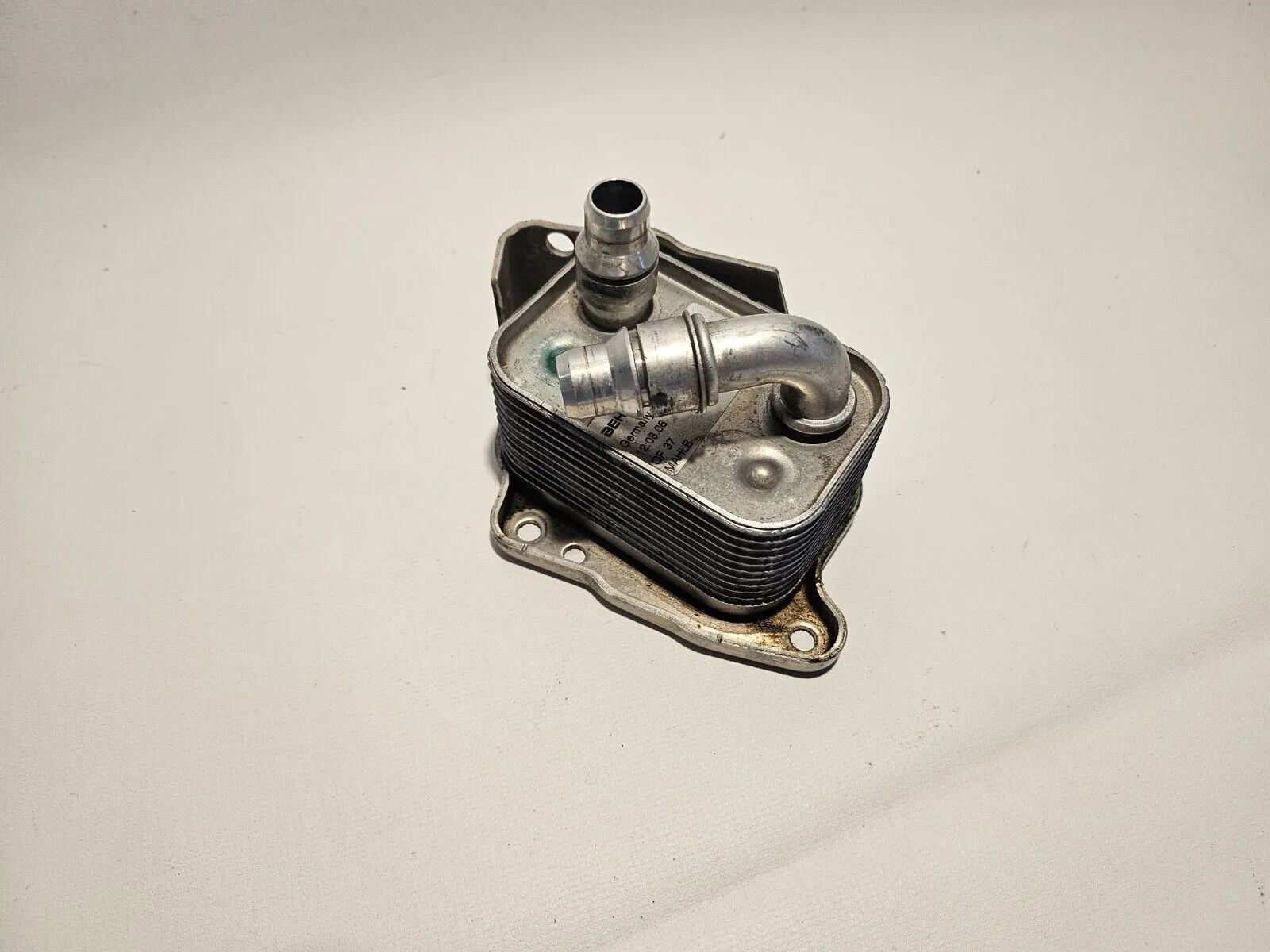 อะไหล่แท้หม้อน้ำออยล์ BMW 3er E90 E91 E92 E93 320i 2.0 เบนซิน N43B20A B8316000