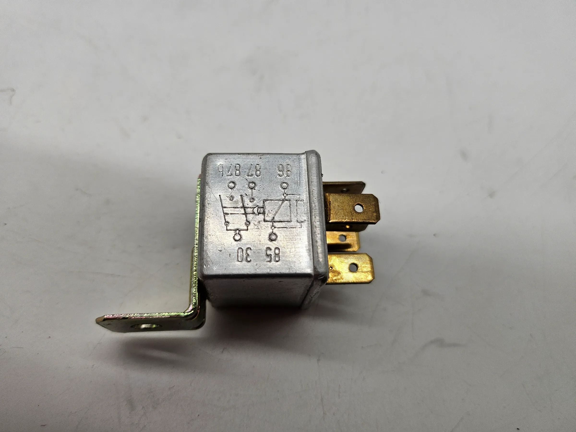 Original GM Opel Corsa A rear fog light relay 9287111 - 1238634 