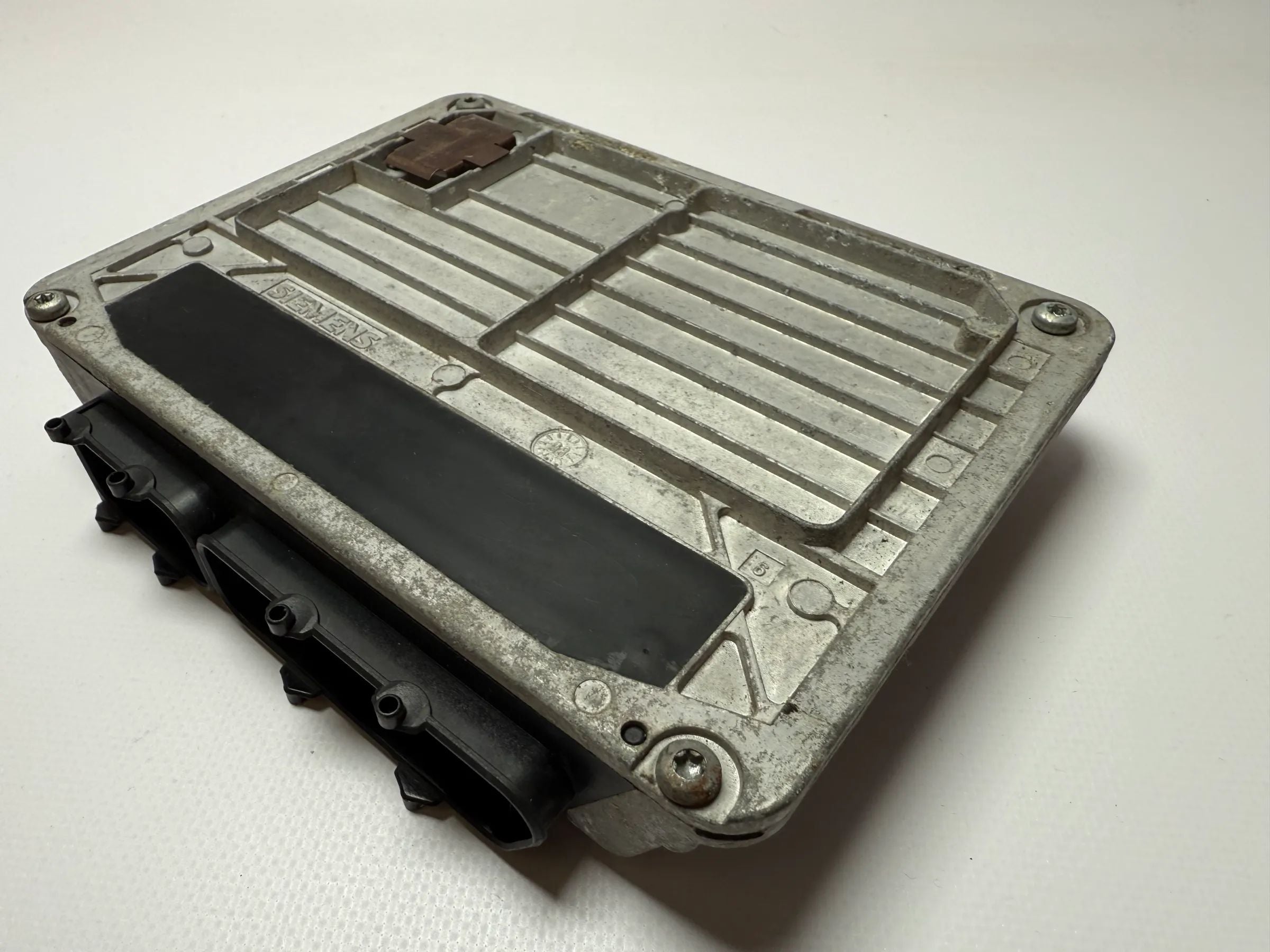 Oryginalna jednostka sterująca silnikiem Audi A3 8L rocznik 99 Siemens 06A906019BG 5WP485904