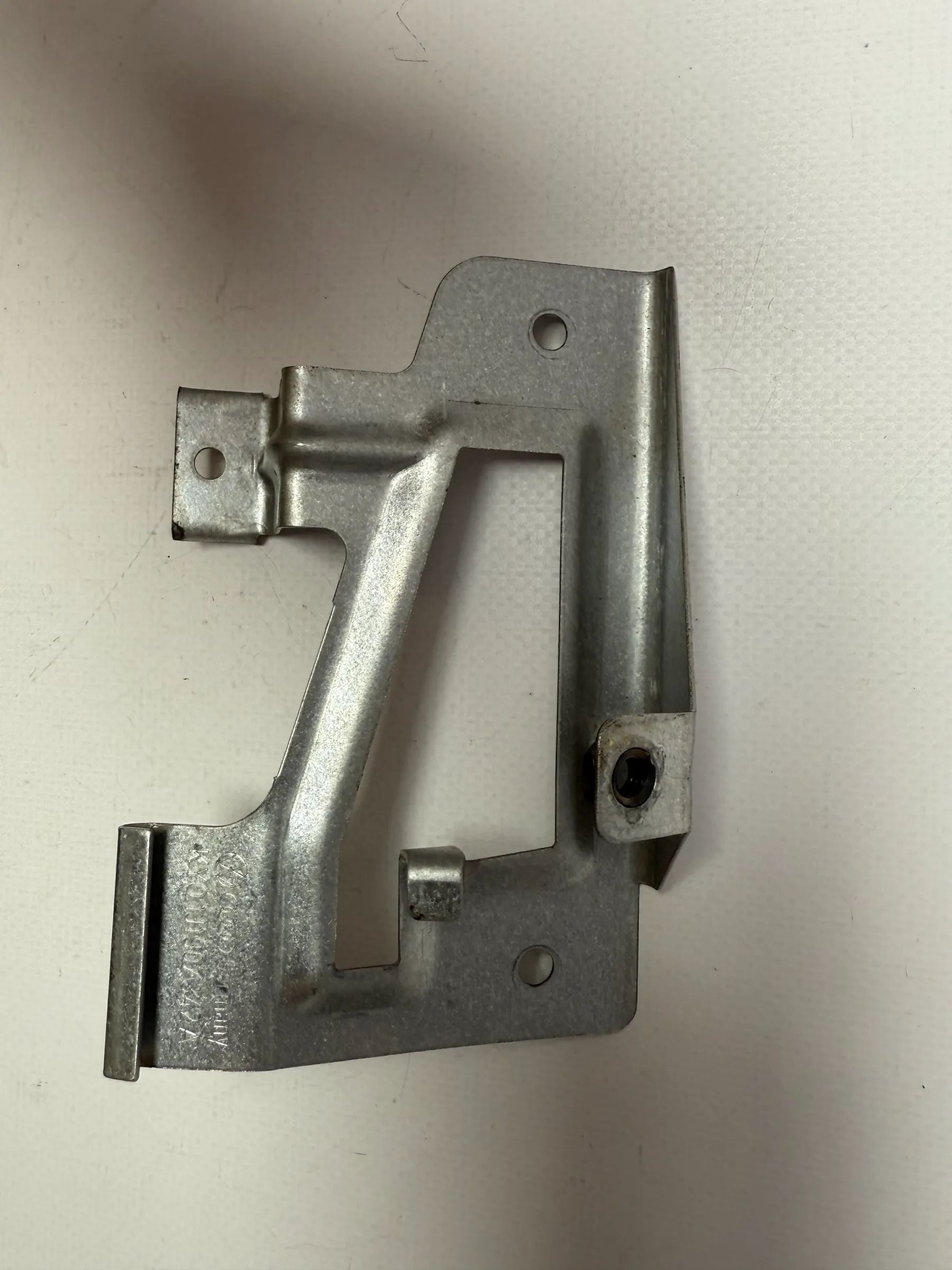 อะไหล่แท้ VW Golf 4 Bora ขายึดกล่องควบคุม Komfortsteuergerät KSG KY 01J 190 7342 A