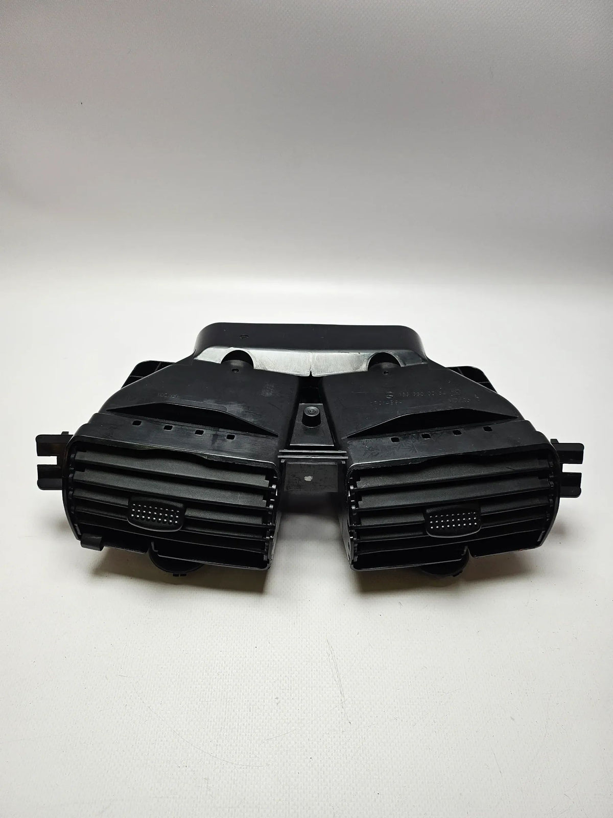 Revêtement d'Origine Ventilation Mercedes Benz Classe A W168 1997-02.2001 1688300054