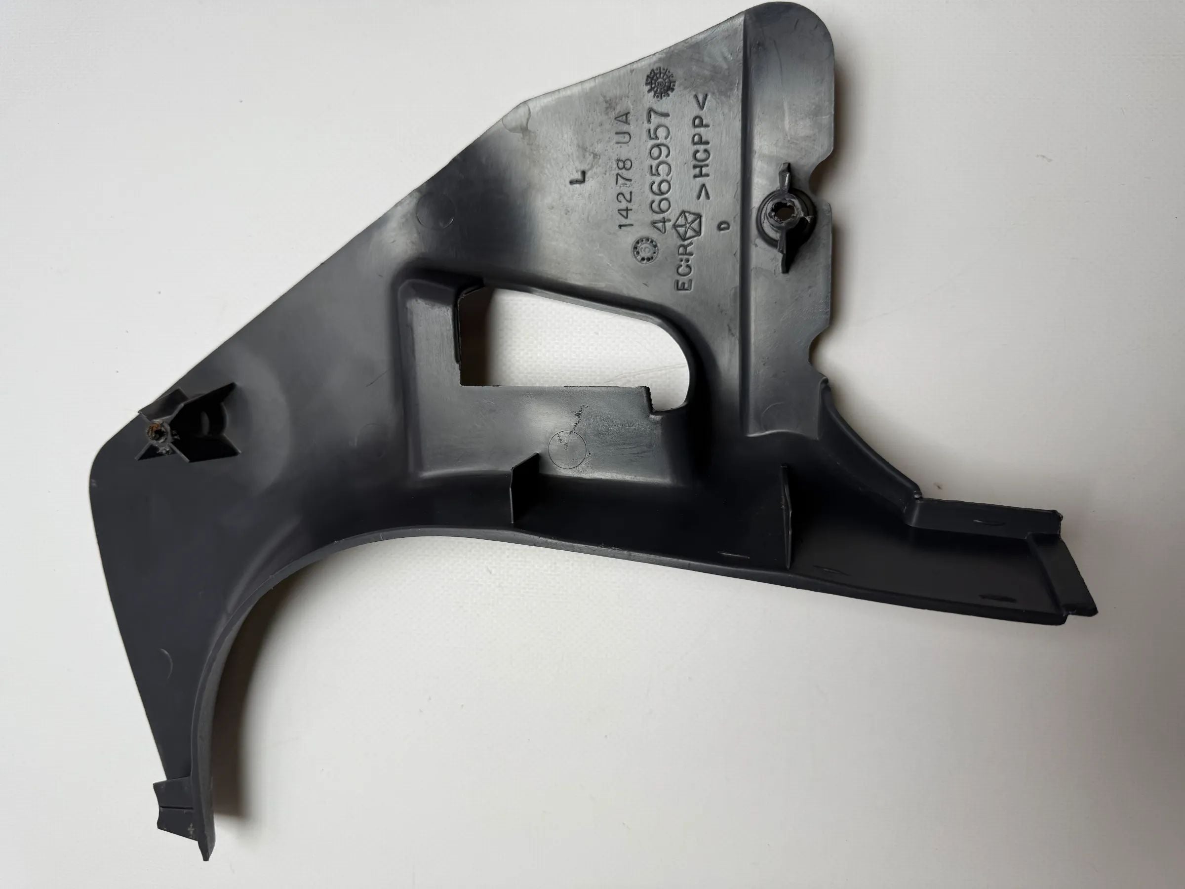 Original Chrysler Cirrus SEBRING LH Panel Samping 4665957 / 14278UA