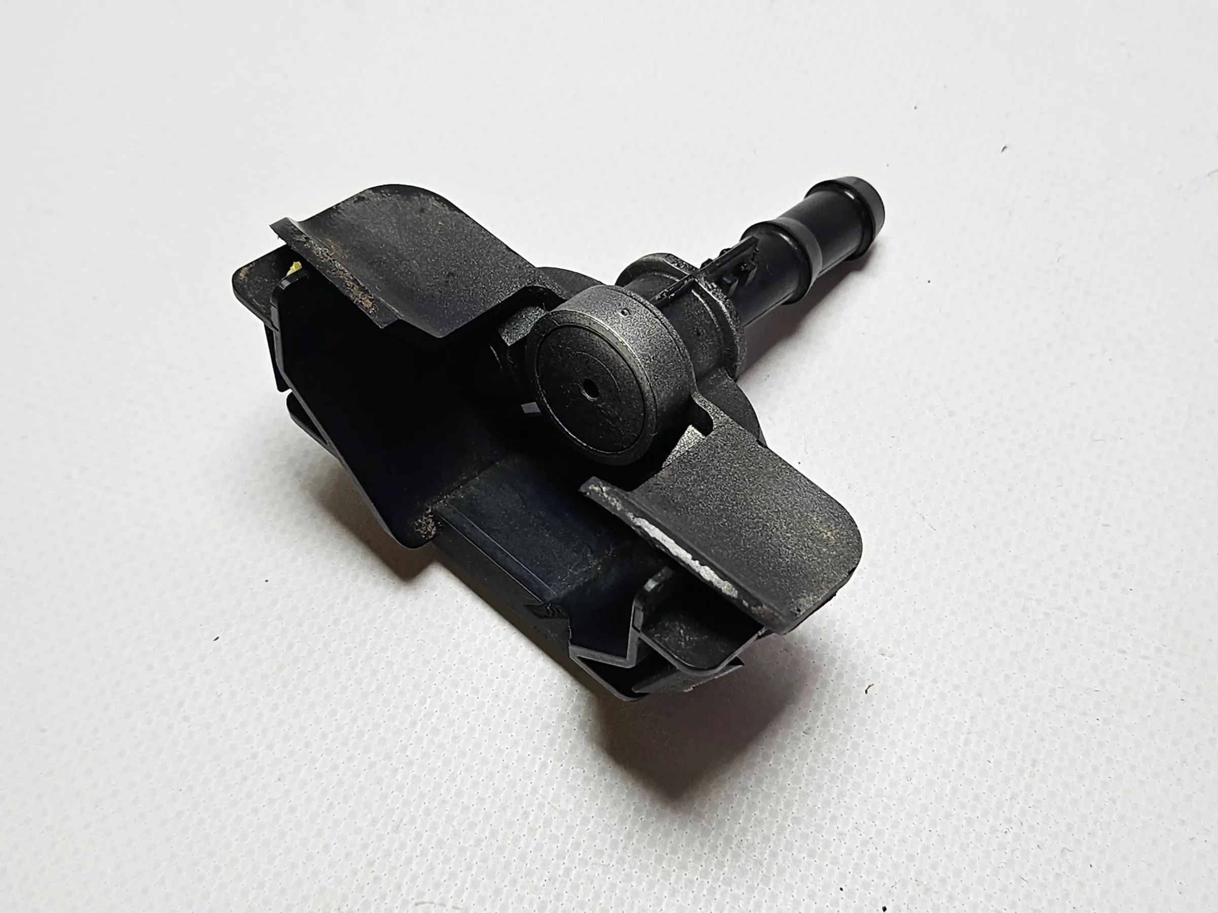 Original Mercedes W210 Classe E Bocal Limpeza Farol Esquerdo 2108600647