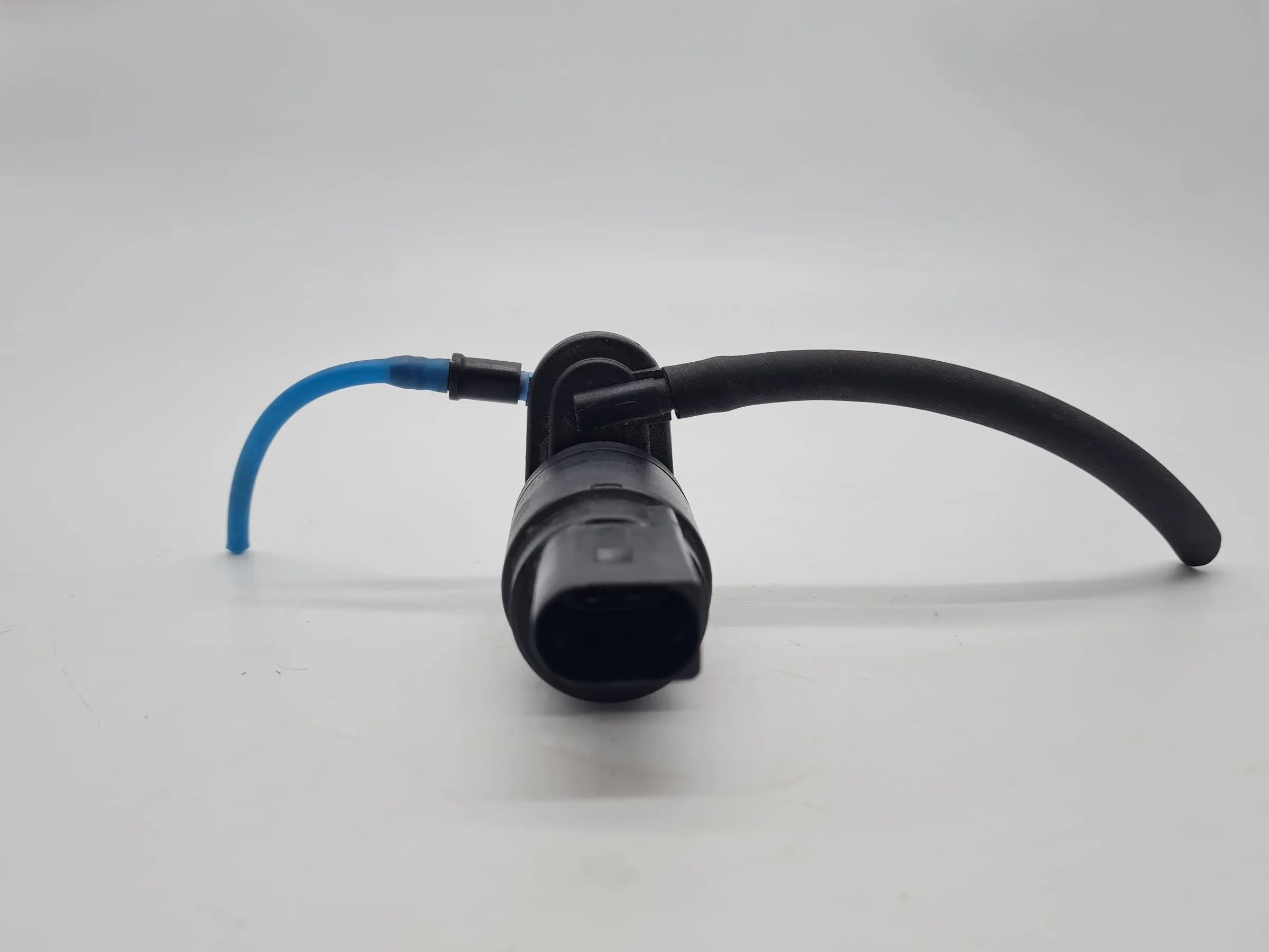 Original Mercedes-Benz A-Klasse (W168) Waschwasserpumpe A1248690072