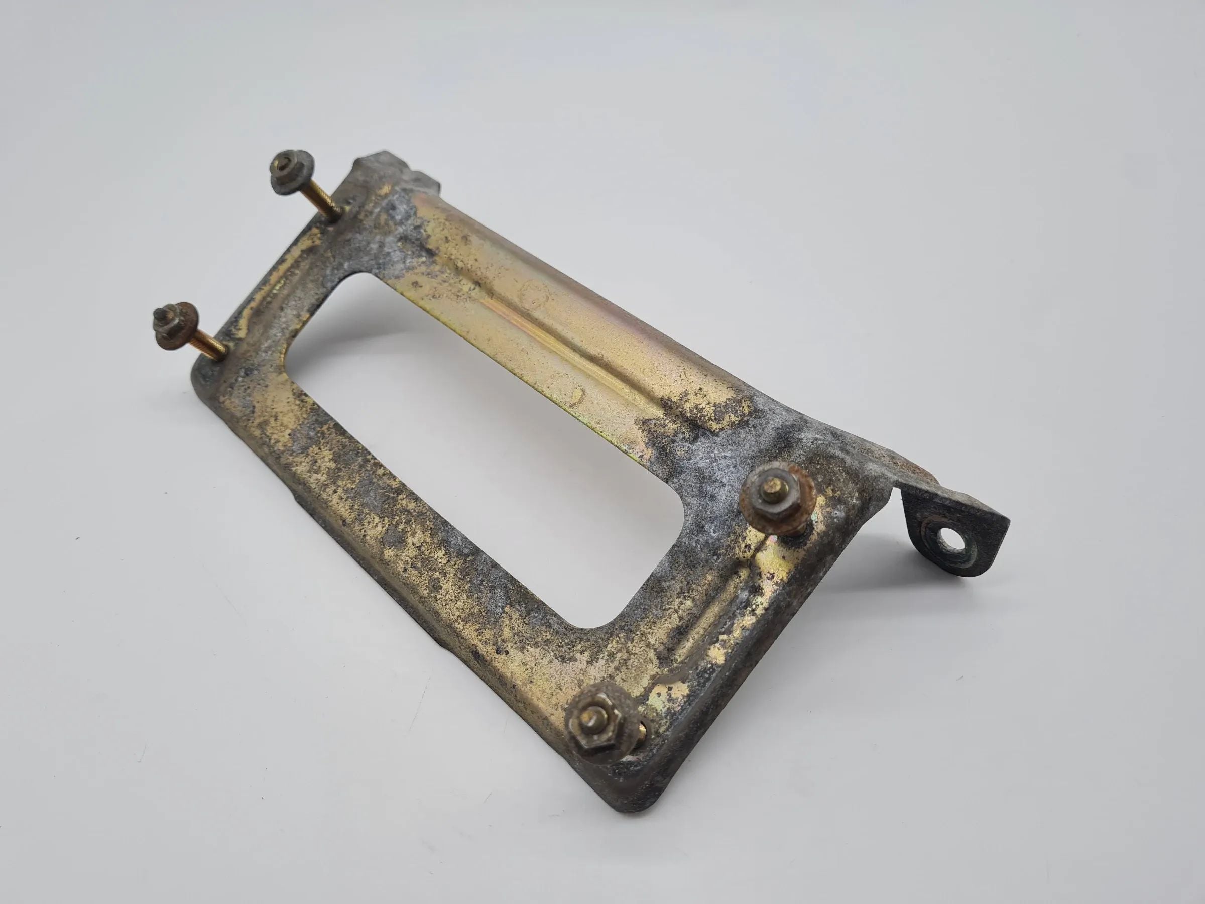 Original Fiat Punto (188) Halterung Motorsteuergerät 0281001955 / 46825756