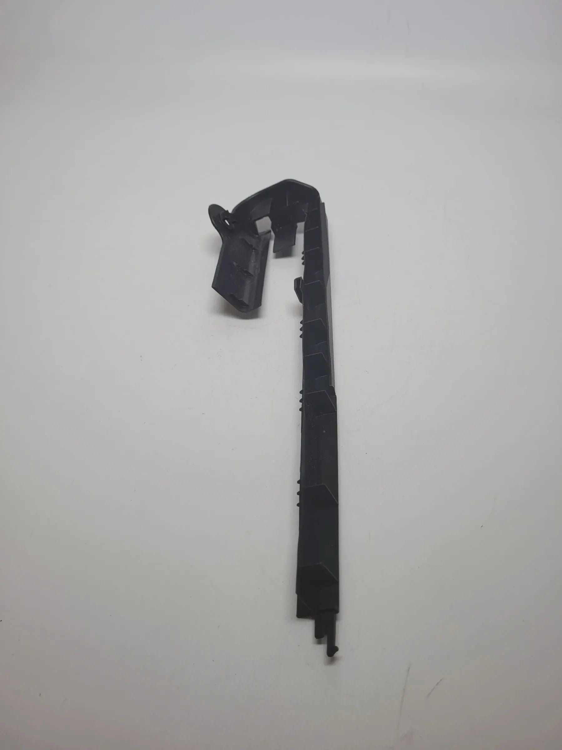 Original Audi A4 (8E/B6/B7) Verkleidung Sitz-Führungsschiene 8e0881347b