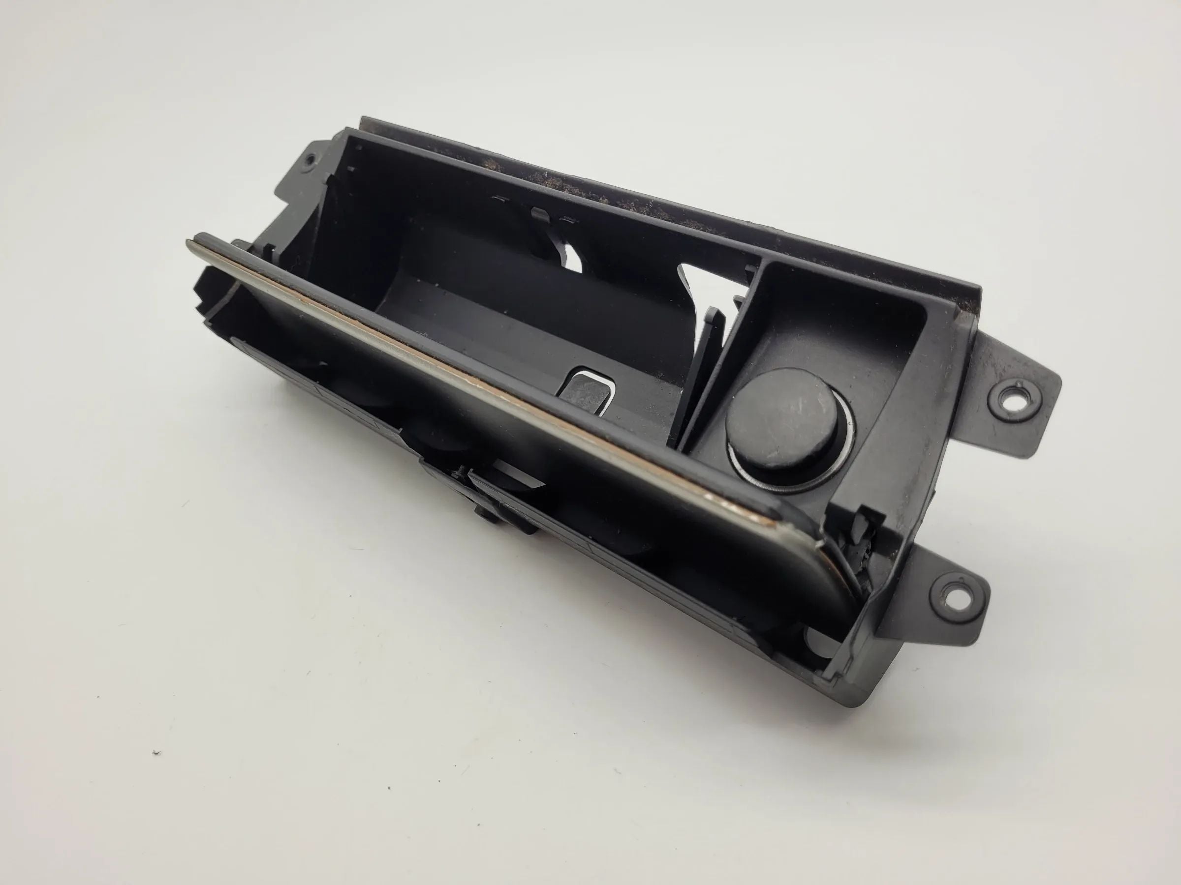 Original BMW X5 (E53) Aschenbecher Mittelkonsole Mitte 51.16-8402967