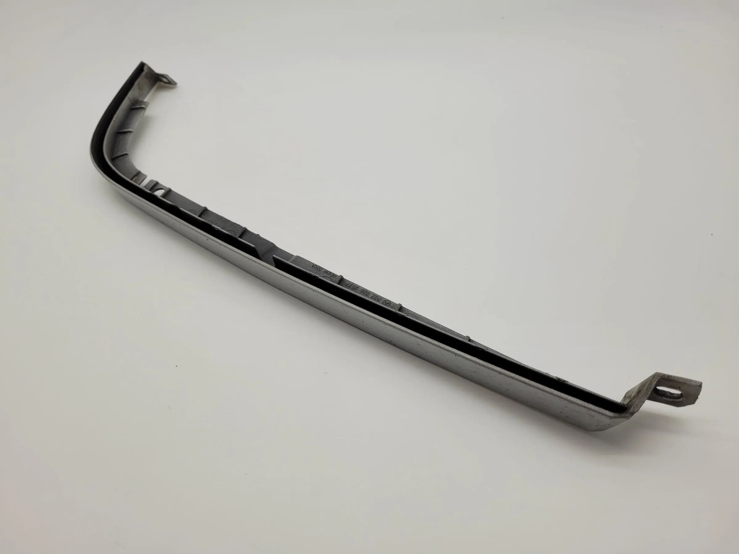 Original Mercedes-Benz C-Klasse (W202) Scheinwerfer Leiste/Blende L. A2028260577