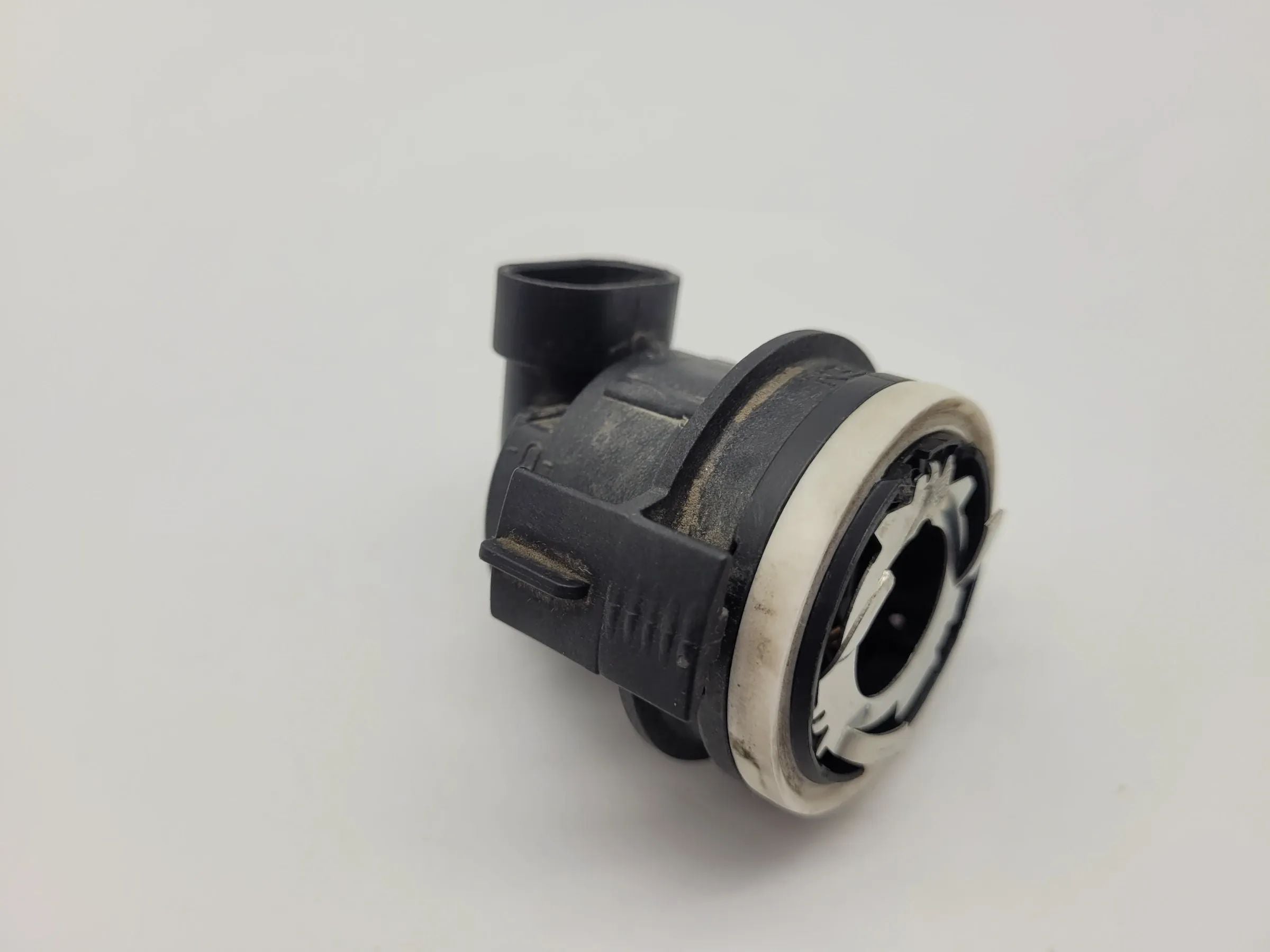 Original BMW 3er (E46) Lampenfassung Scheinwerfer L/R (63126910955/6)