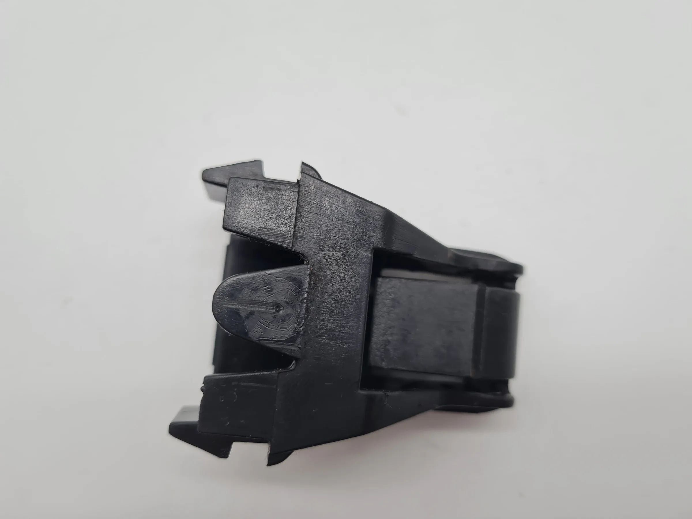 Original BMW X5 (E53) Rückbank / Kofferaum Clip 8099555