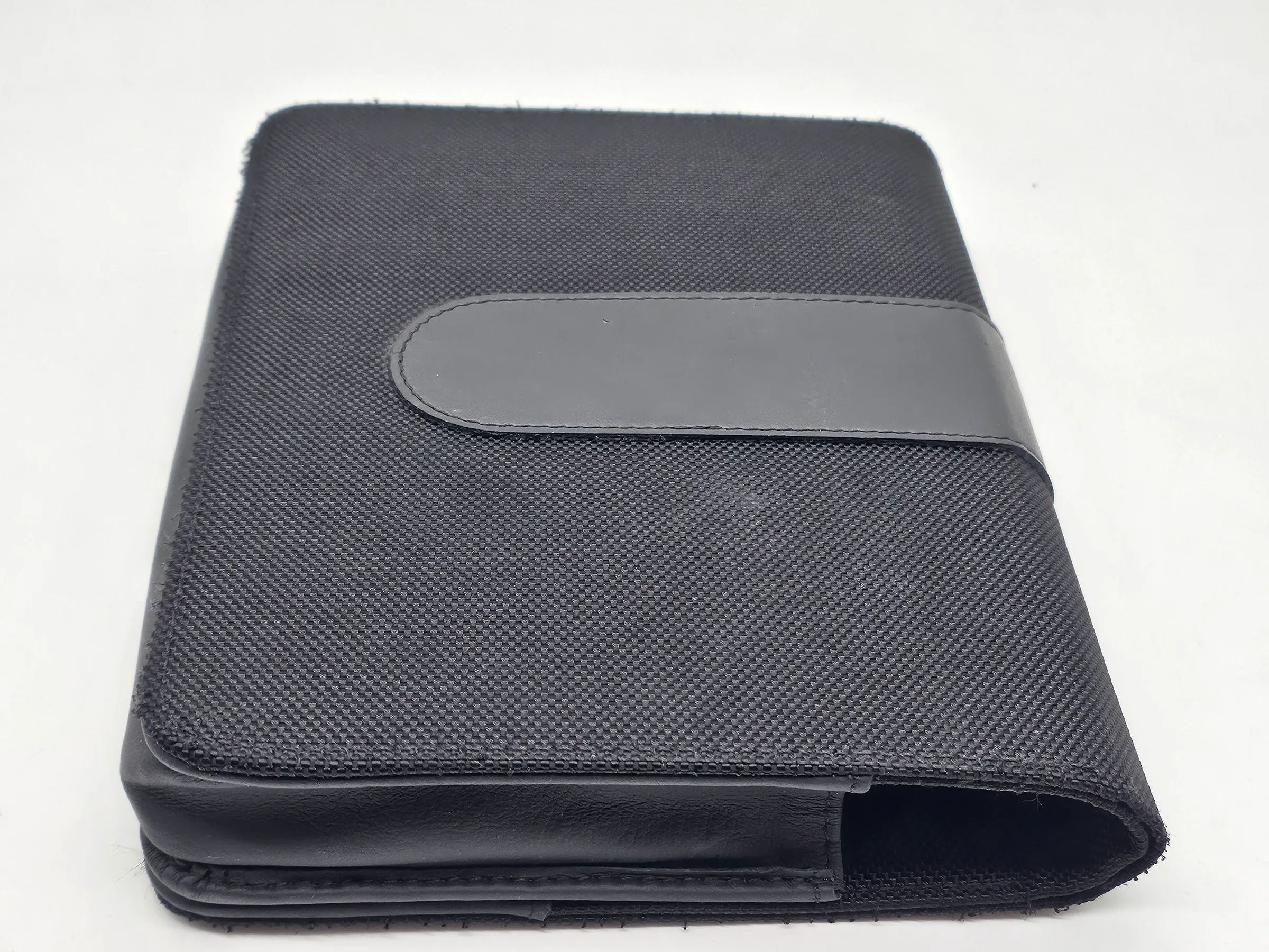 Original BMW M3 F80 M4 F82   M-  Bordmappe Stoff und Leder schwarz