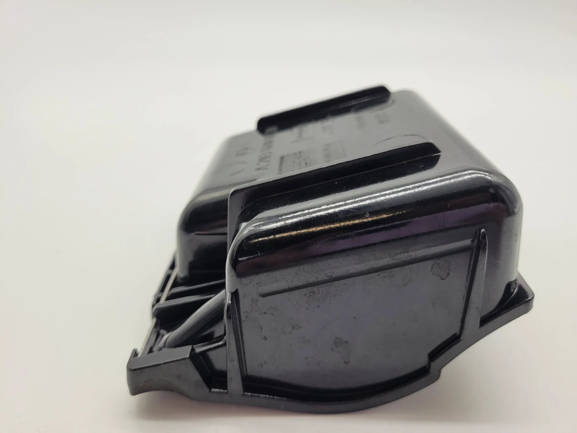 Original Mercedes-Benz C-Klasse T Modell (S203) Aschenbechereinsatz A2036800130