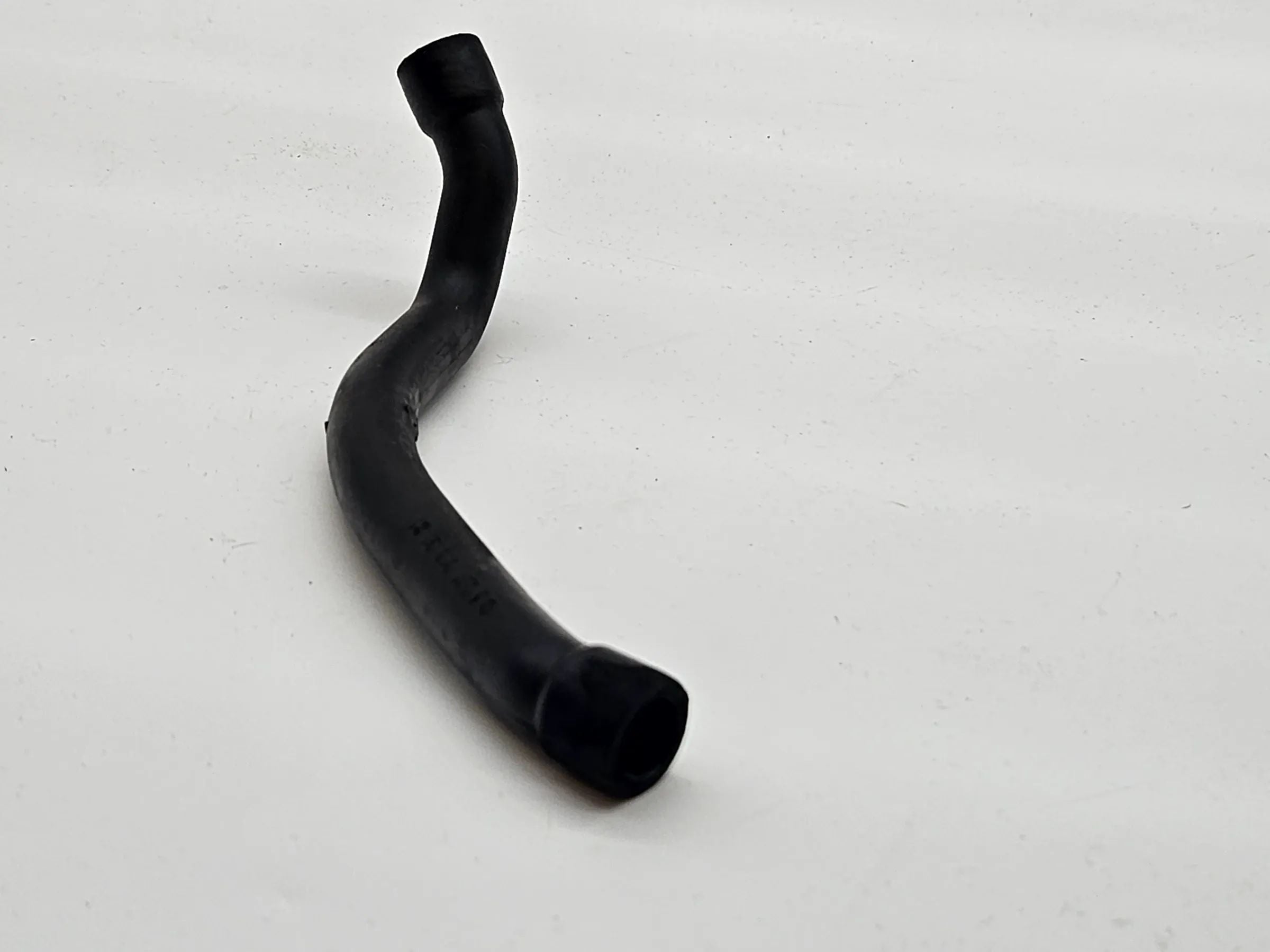 Original Mercedes-Benz Schlauch Zylinderkopfhaubenentlüftung A2710160181