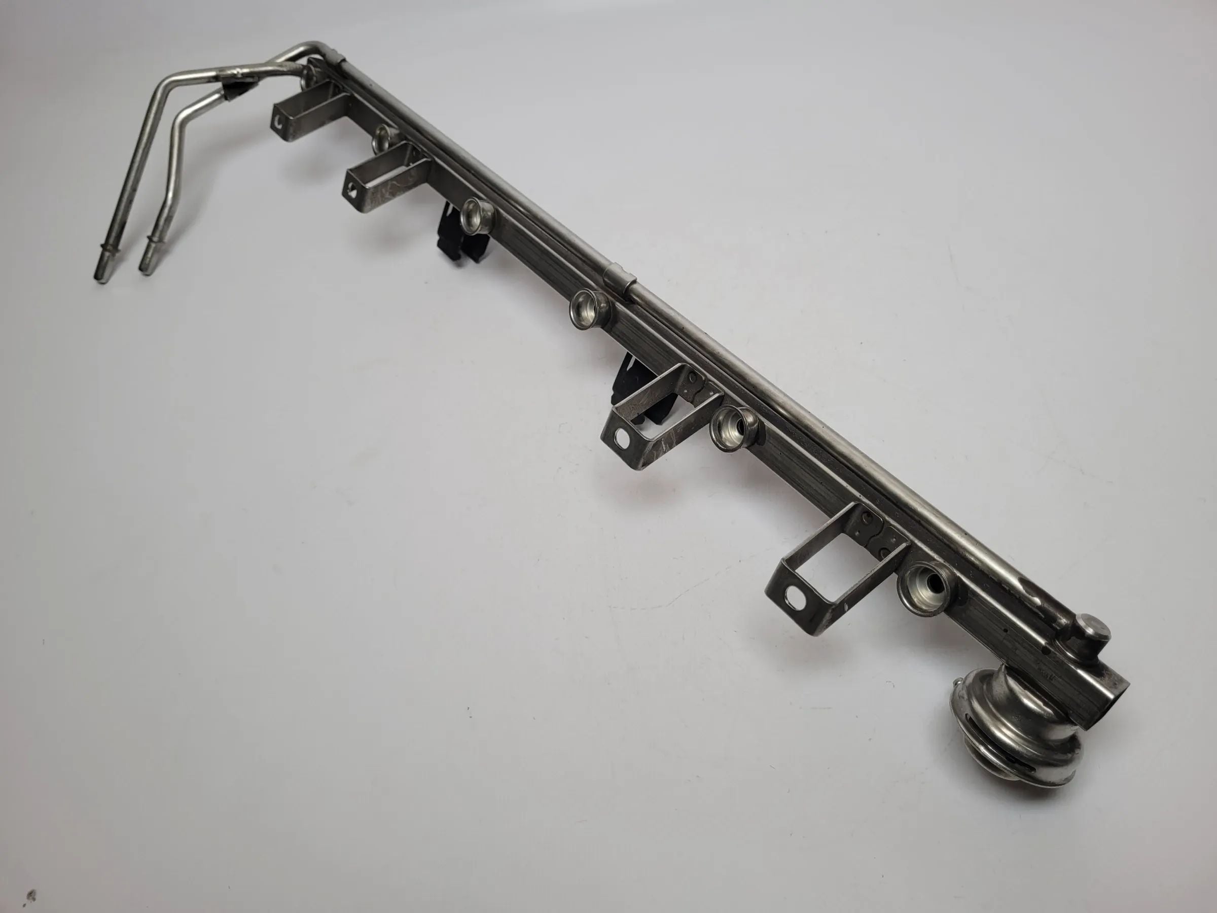 Original BMW 3er (E46) Einspritzleiste 14279851353