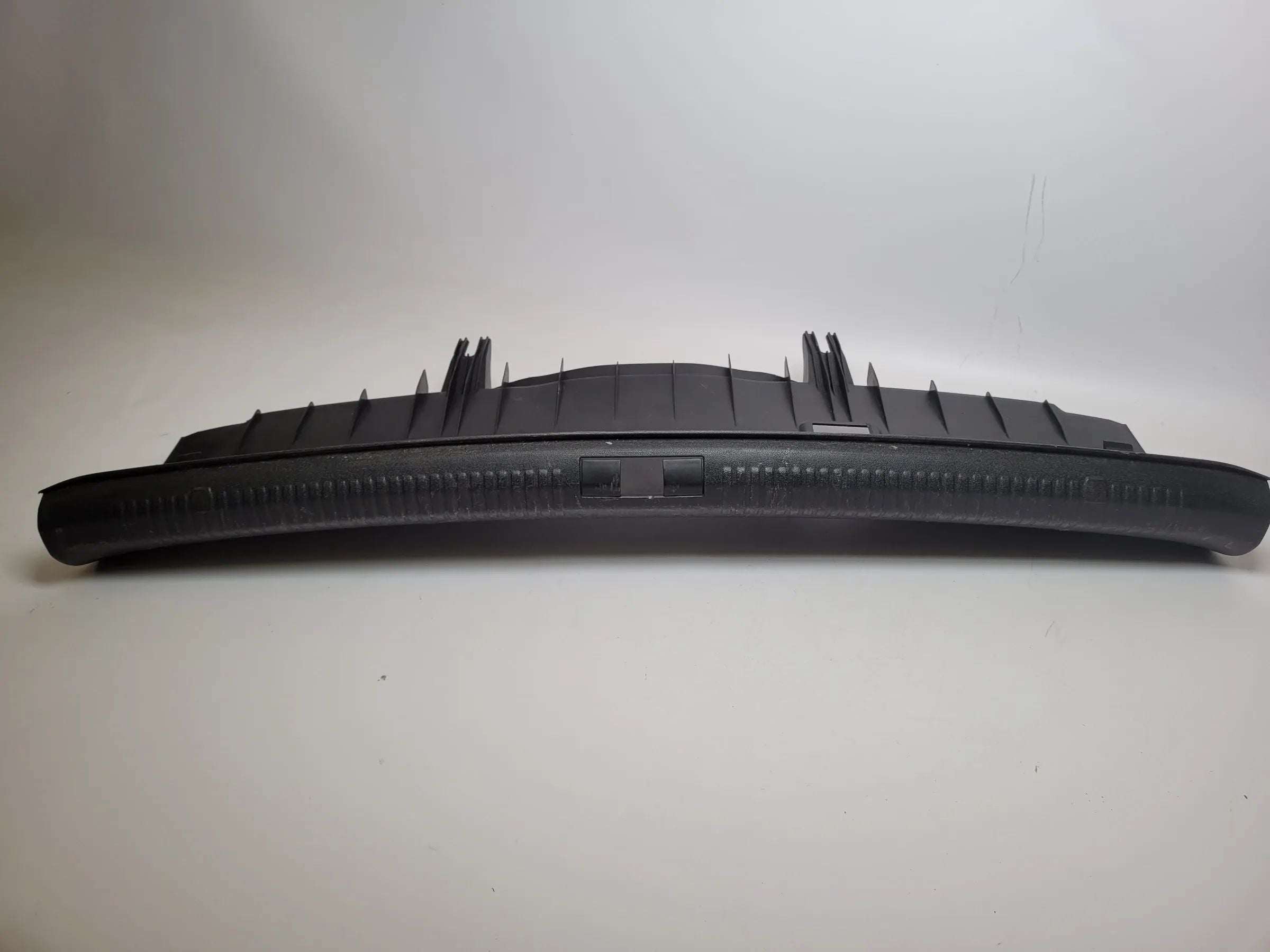 Original Audi A4 (8E/B6/B7) Kofferraumverkleidung 8E5863471