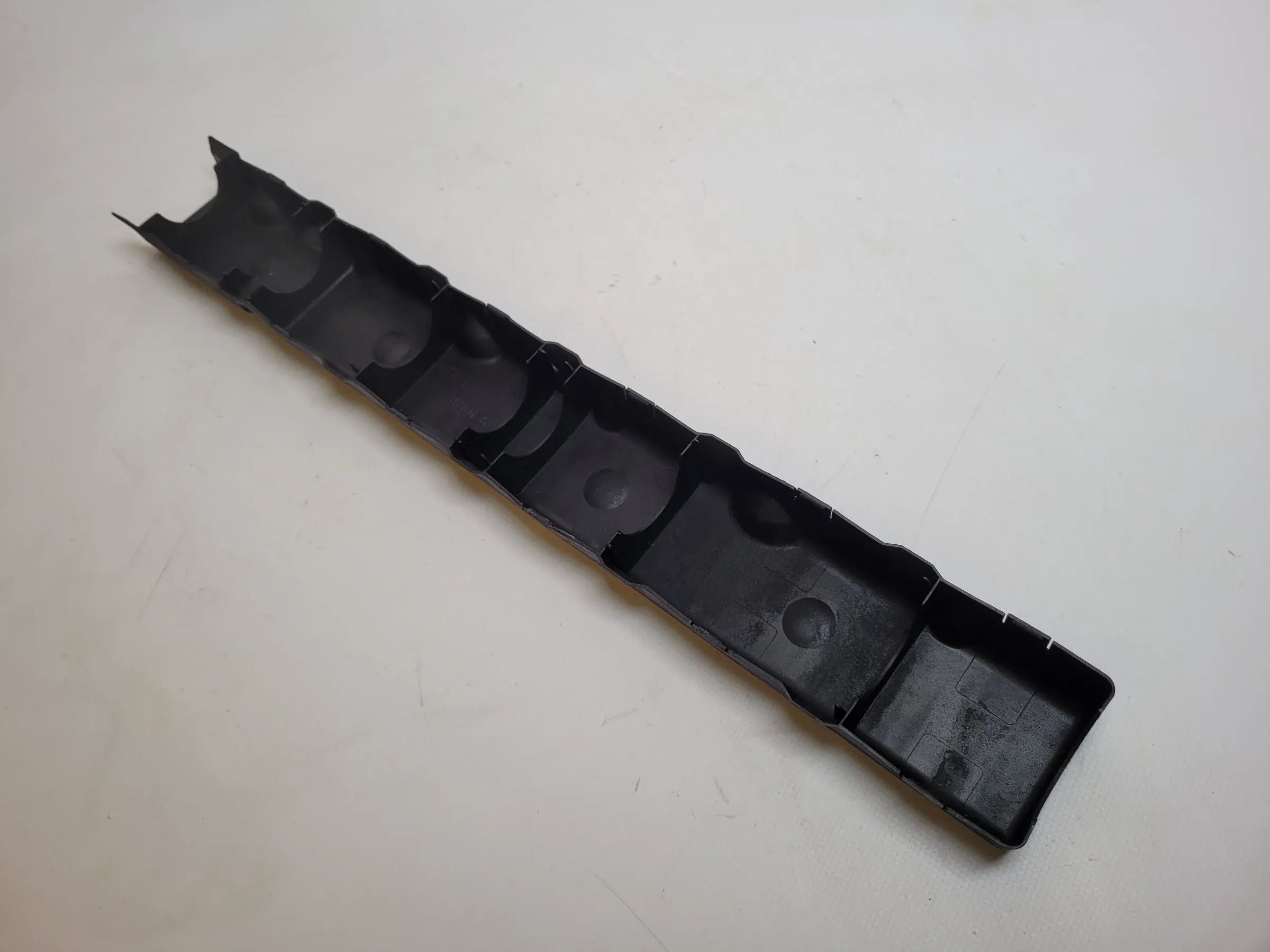 BMW 5er (E60/E61) Nockenwellen Abdeckung Blende 1740163 Original