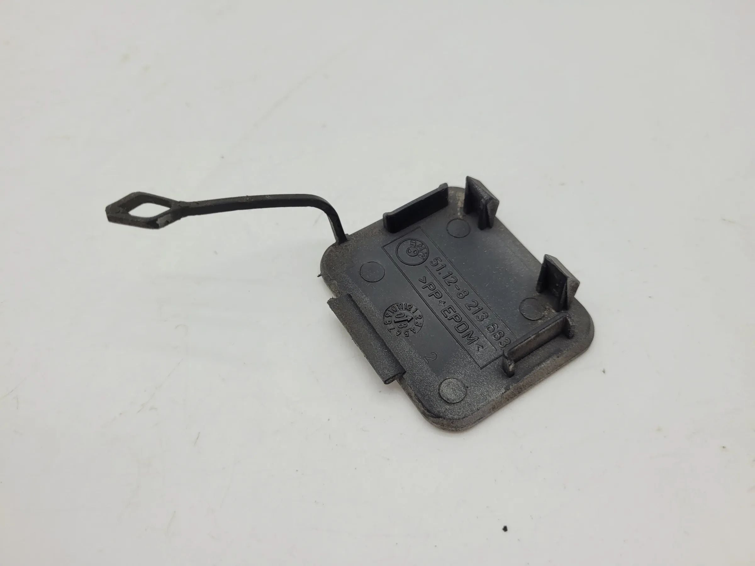 BMW 5er Touring E39 Abschleppöse Abschlepphaken 51.12-8213683 Original