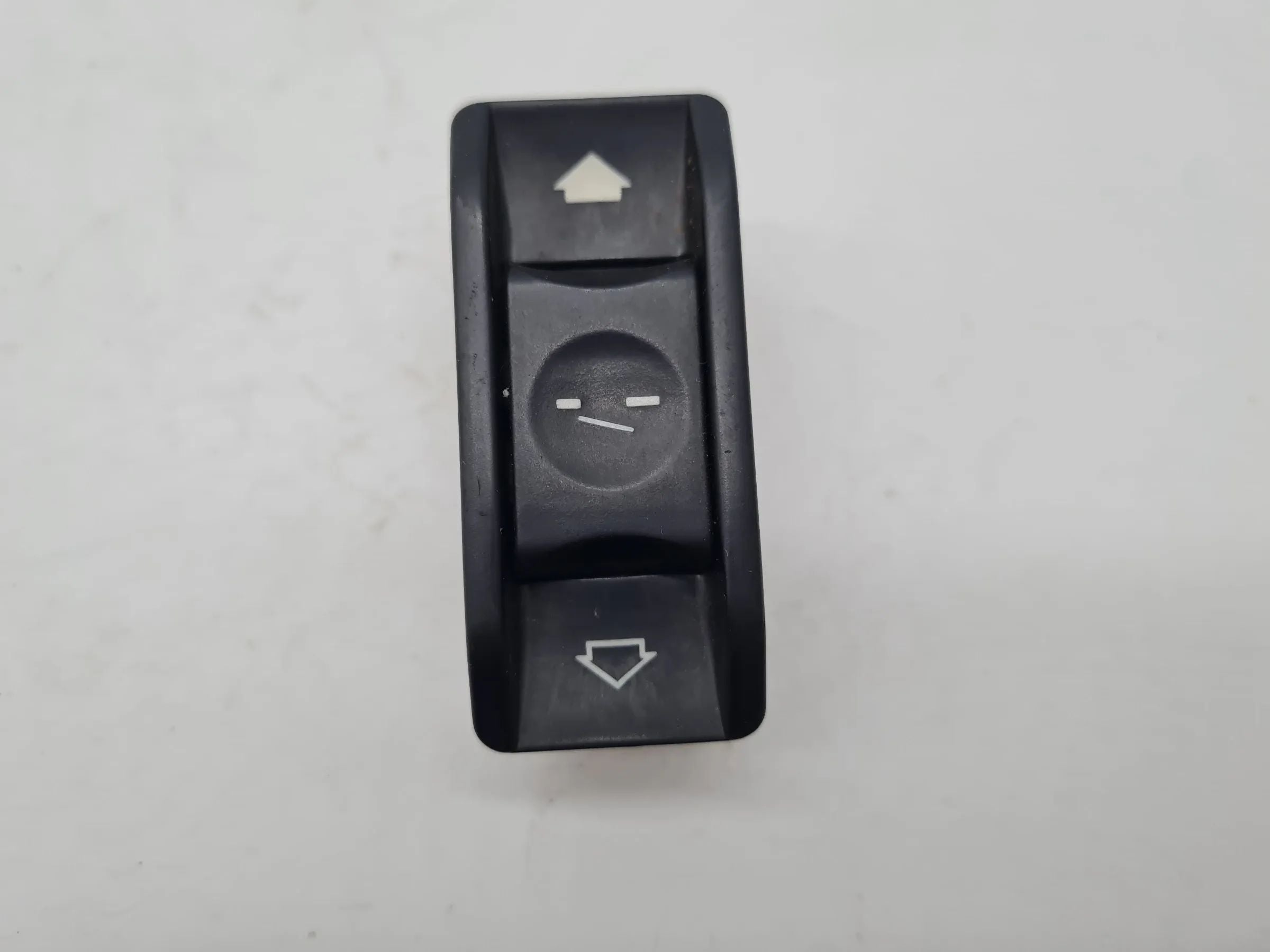 BMW 5er Touring E39 Schiebedach Schalter, 61.31-8352182 (Original)