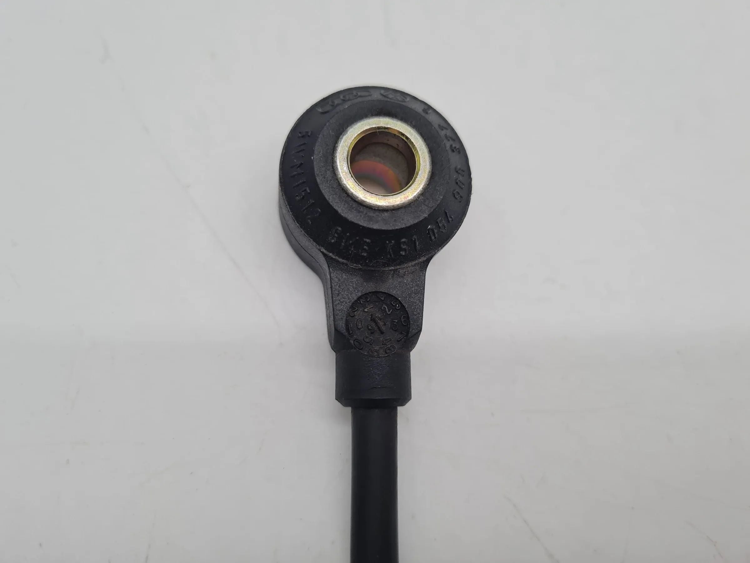 Original Audi A6 (4B2/4B4) Klopfsensor 054905377G