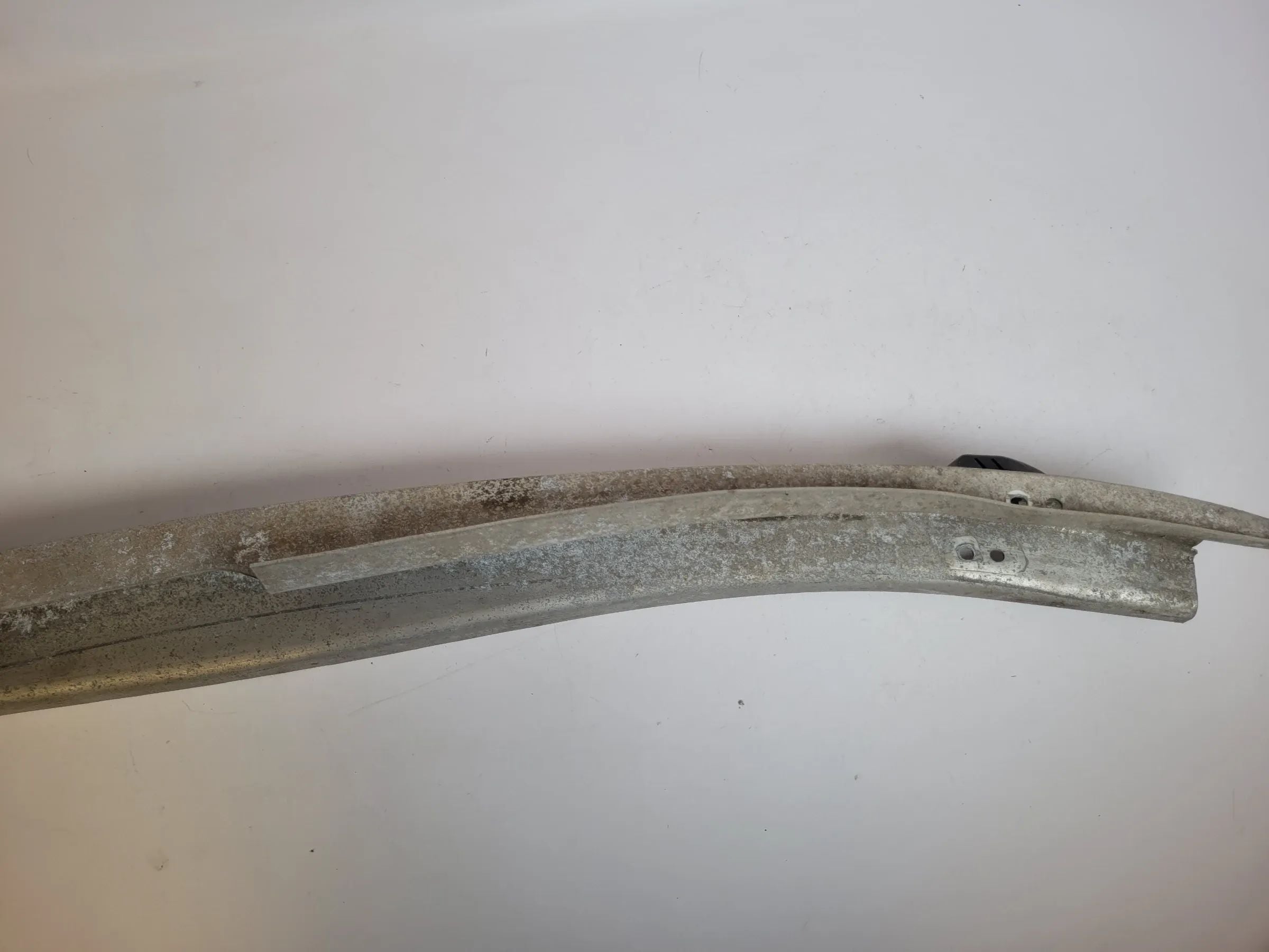 Original Audi A6 (4B2/4B4) Träger Stoßstange Stoßfänger Hinten 4B580799 3/4