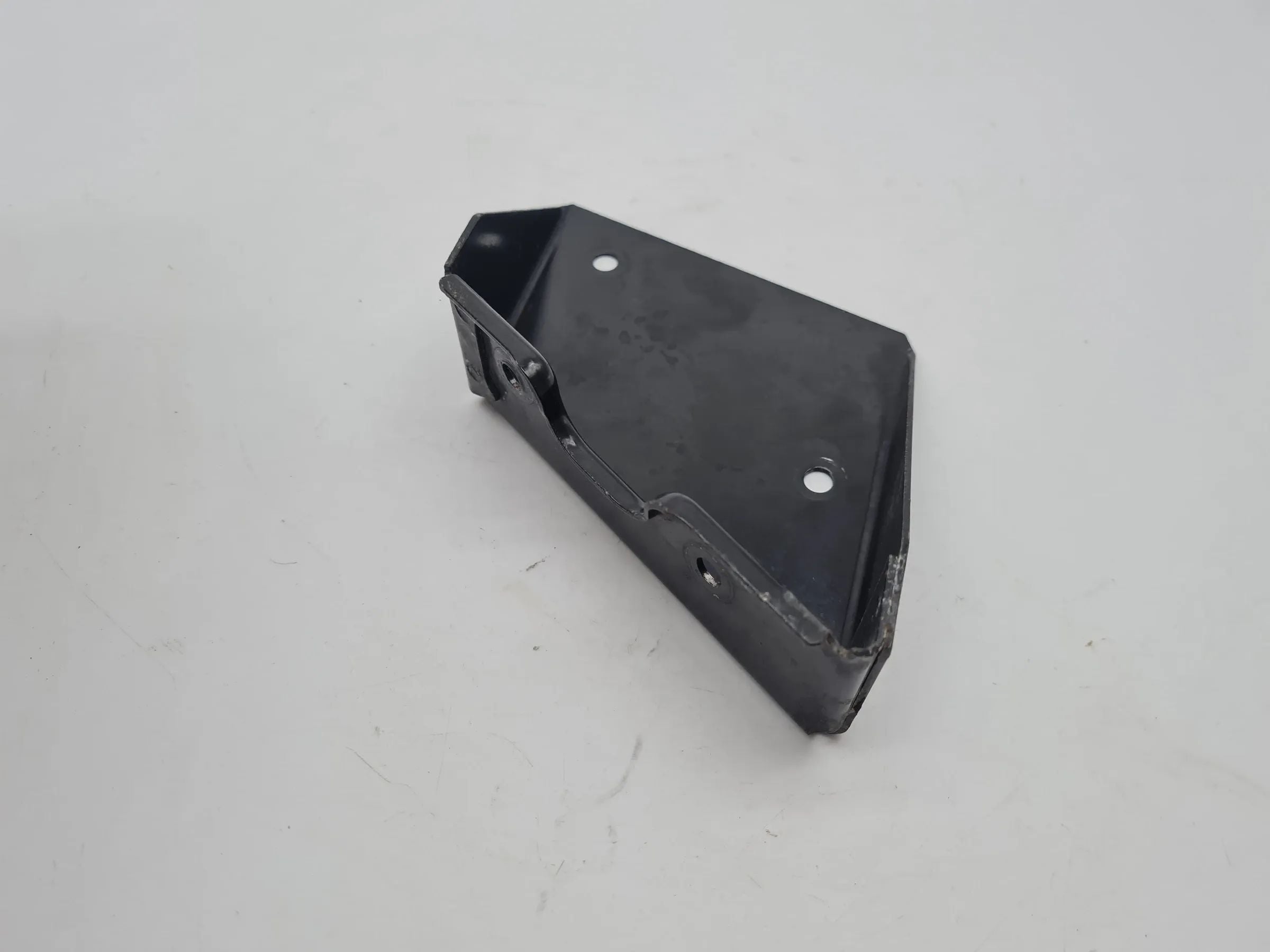 Original Audi A6 (4B2/4B4) Halter Klimatrockner Flasche 8D0260759R