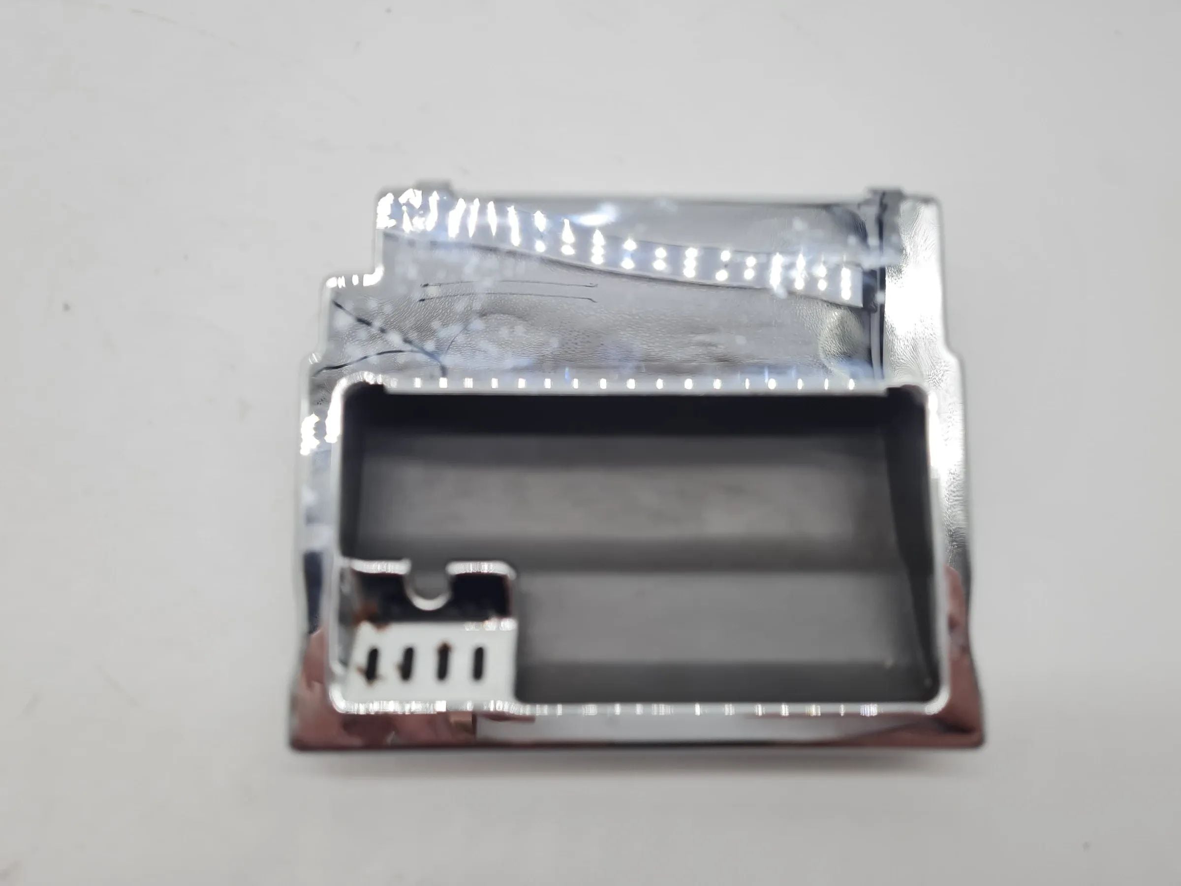 Original Audi A6 (4B2/4B4) Aschenbecher Einsatz Vorne Silber 4B0857951F/G