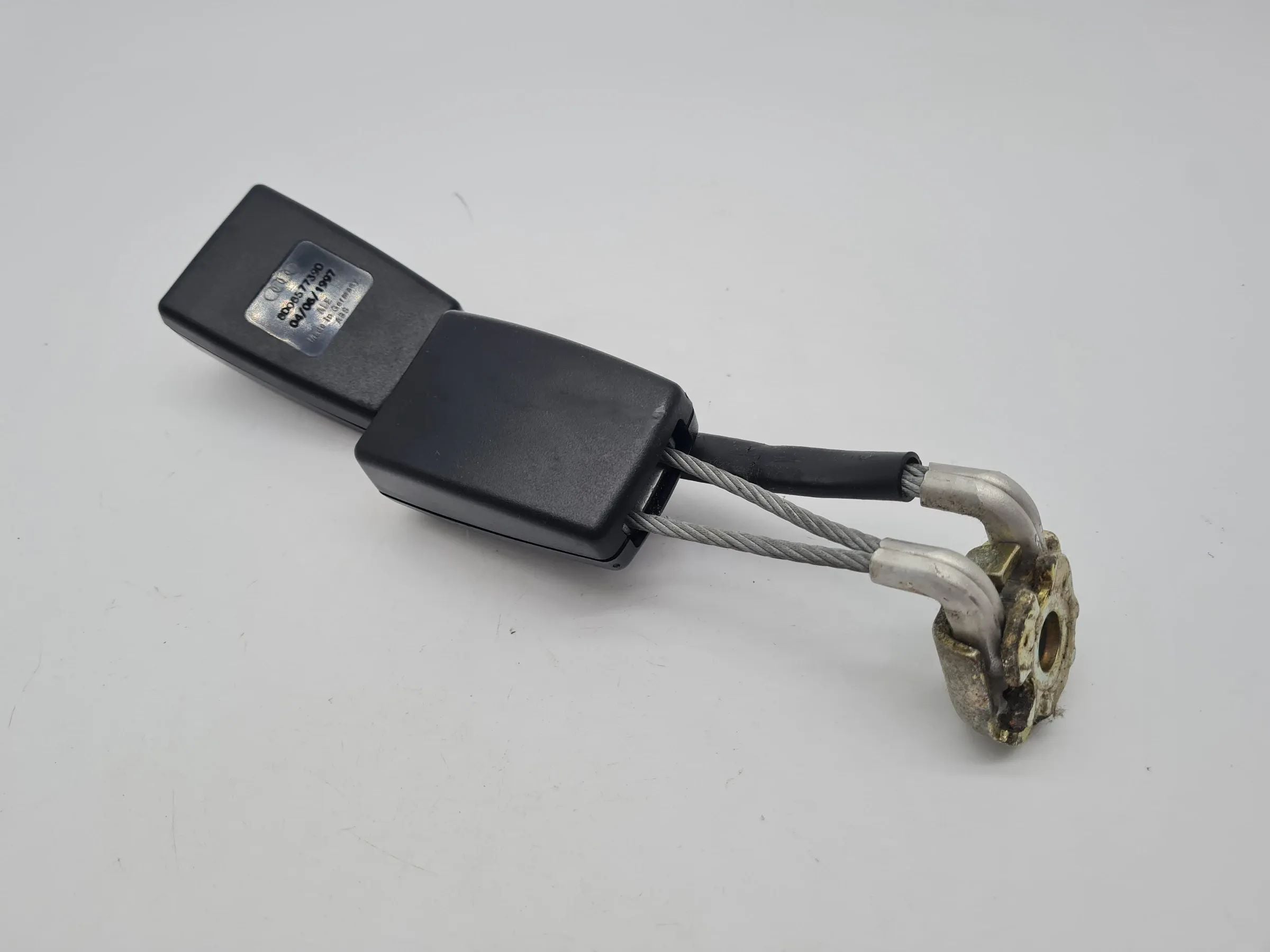 Original Audi A6 (4B2/4B4) Gurtschloss Gurt Hinten Links 4D0857739D