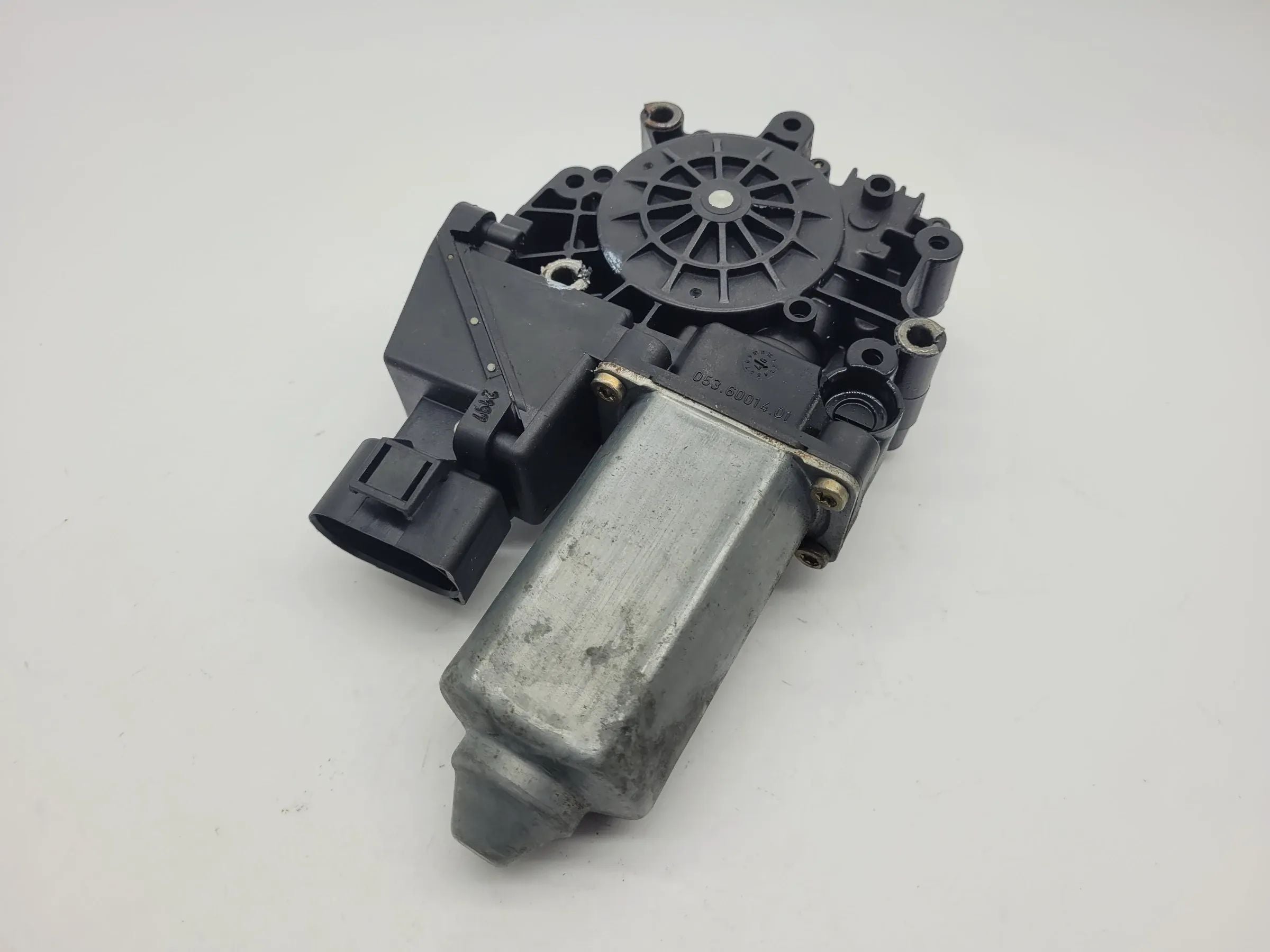 Original Audi A6 (4B2/4B4) Fensterheber Motor Rechts Vorne 4B0959802B