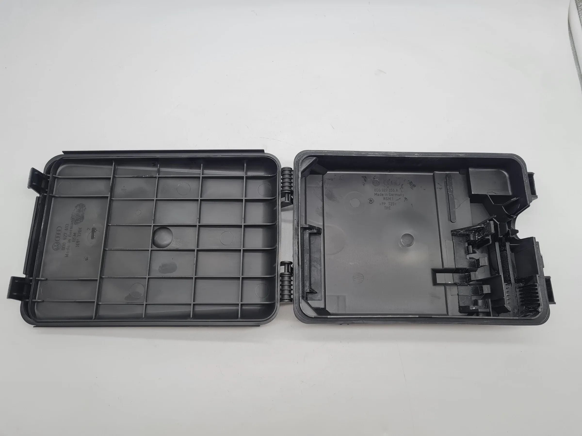 Original Audi A6 (4B2/4B4) Gehäuse Komfortsteuergerät 8D0927355A